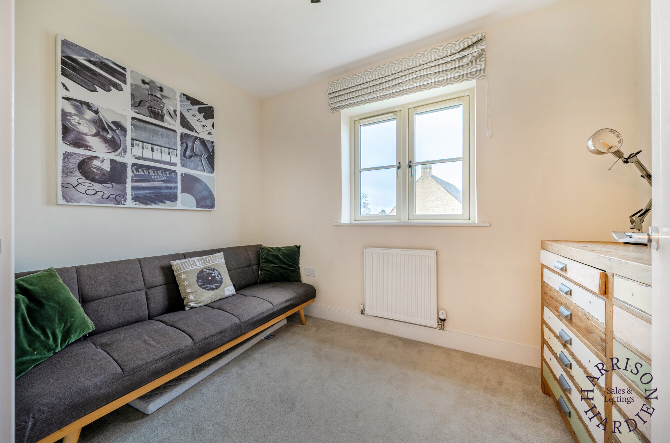 Dudley Johnson Close, Bourton-On-The-Water, GL54