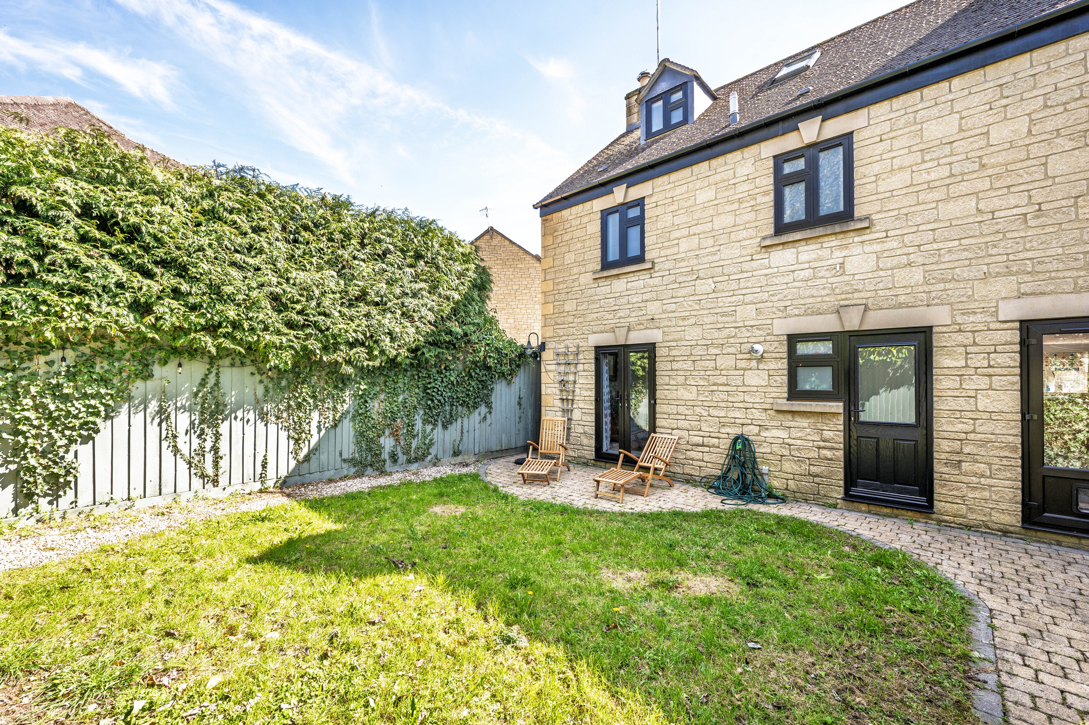 Lansdowne, Bourton-On-The-Water, GL54