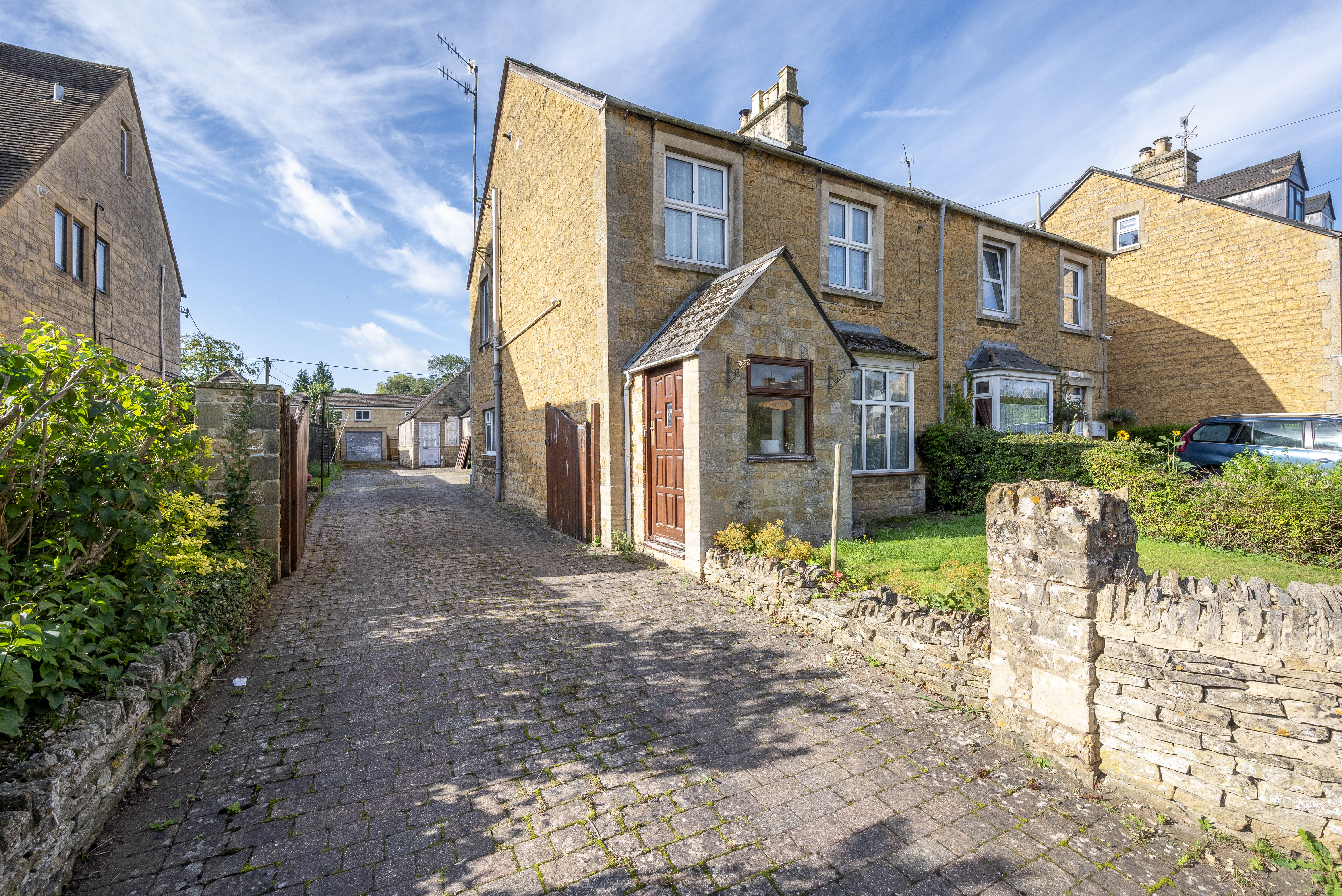 Lansdowne, Bourton-On-The-Water, GL54