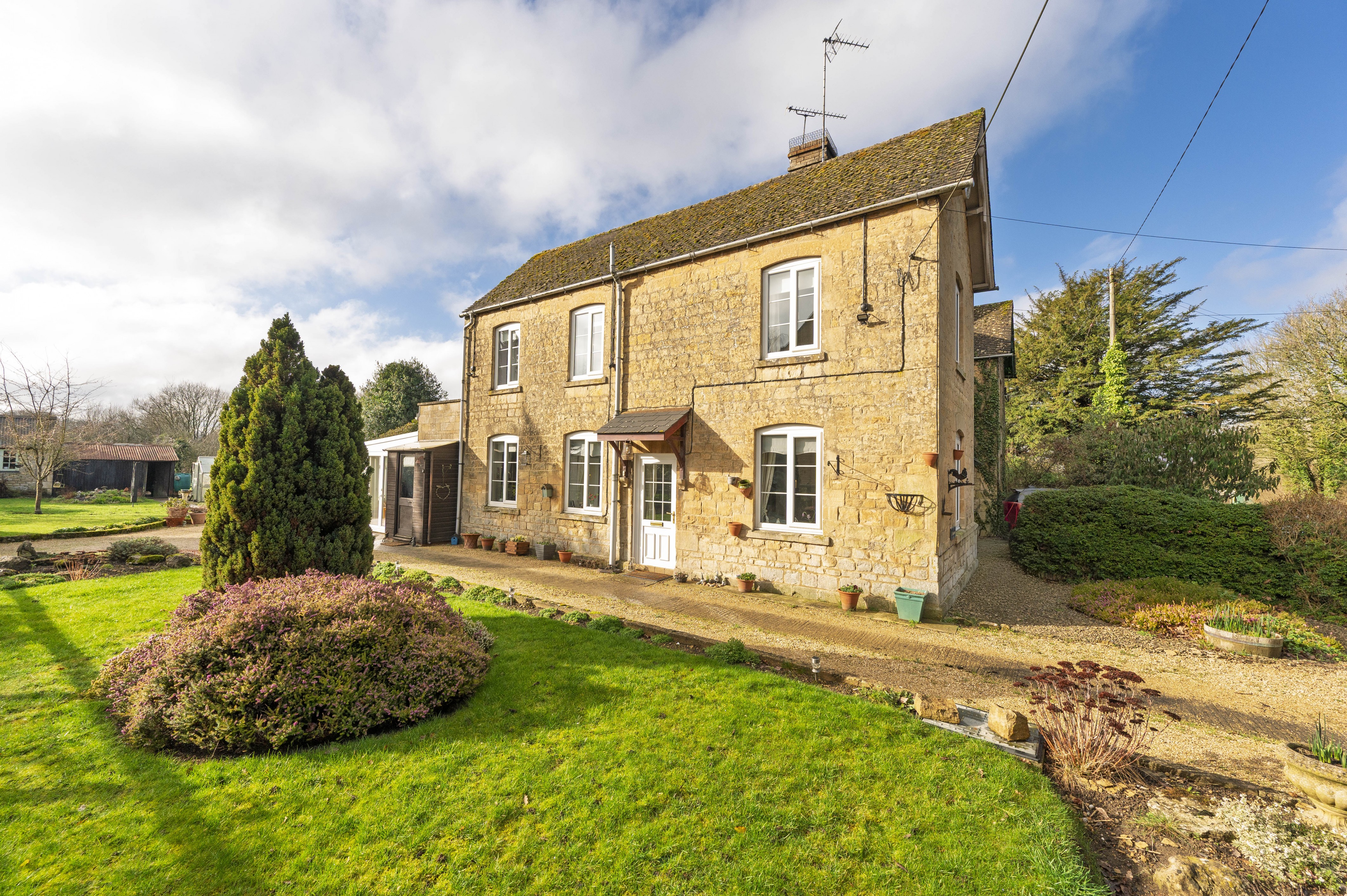 Newtown, Little Compton, GL56