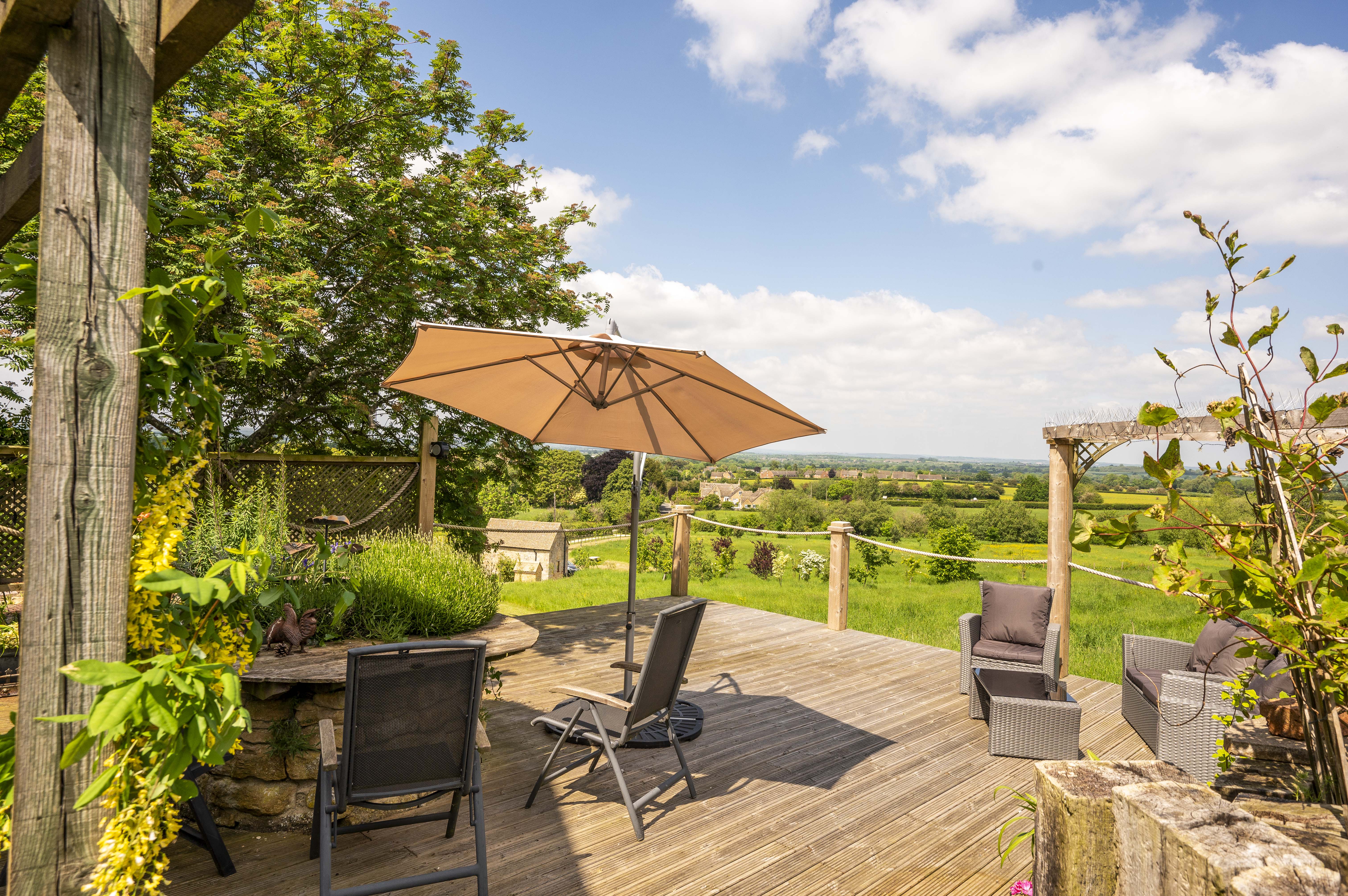 Hill View, Weston-Subedge, GL55
