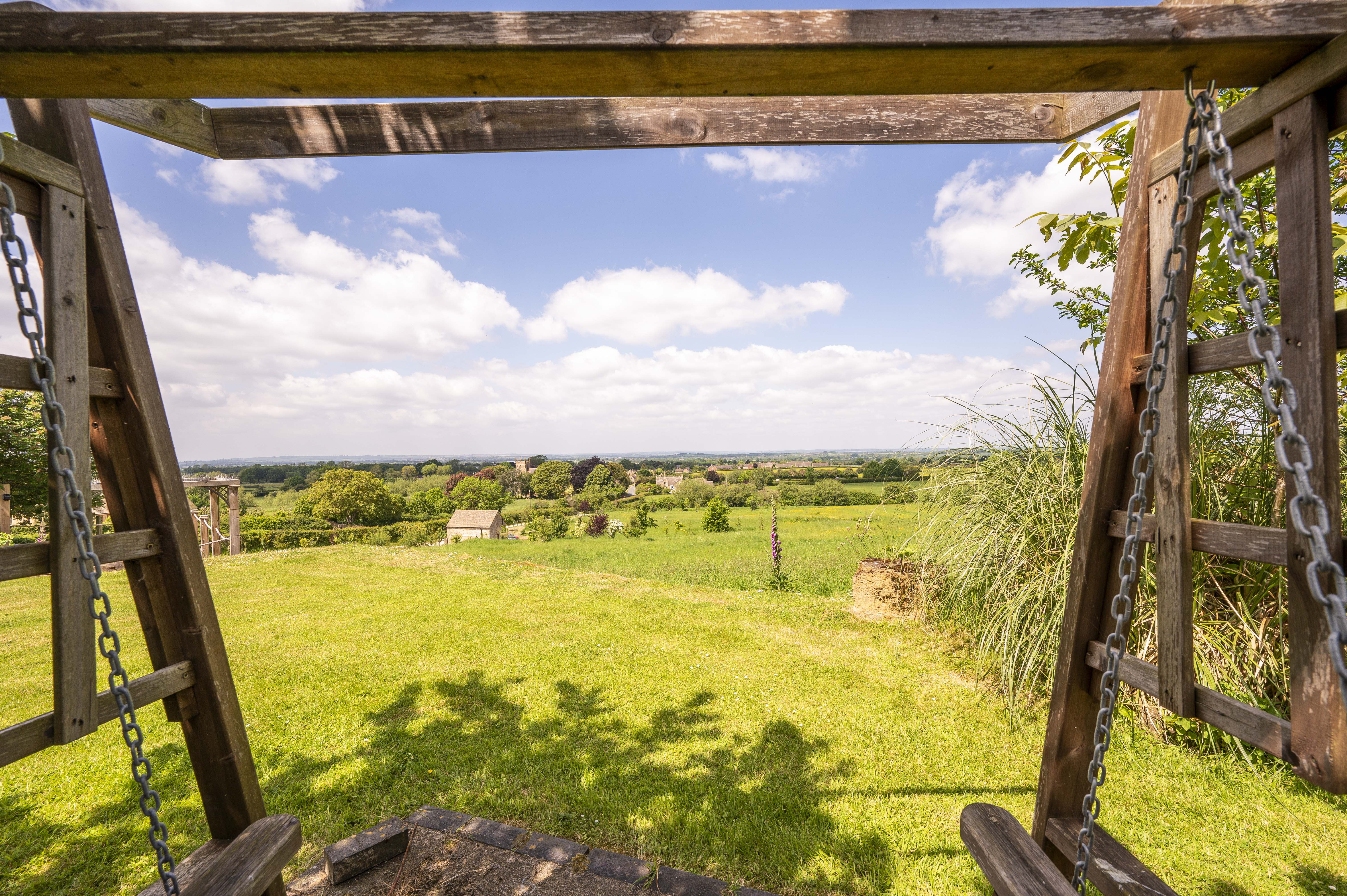 Hill View, Weston-Subedge, GL55