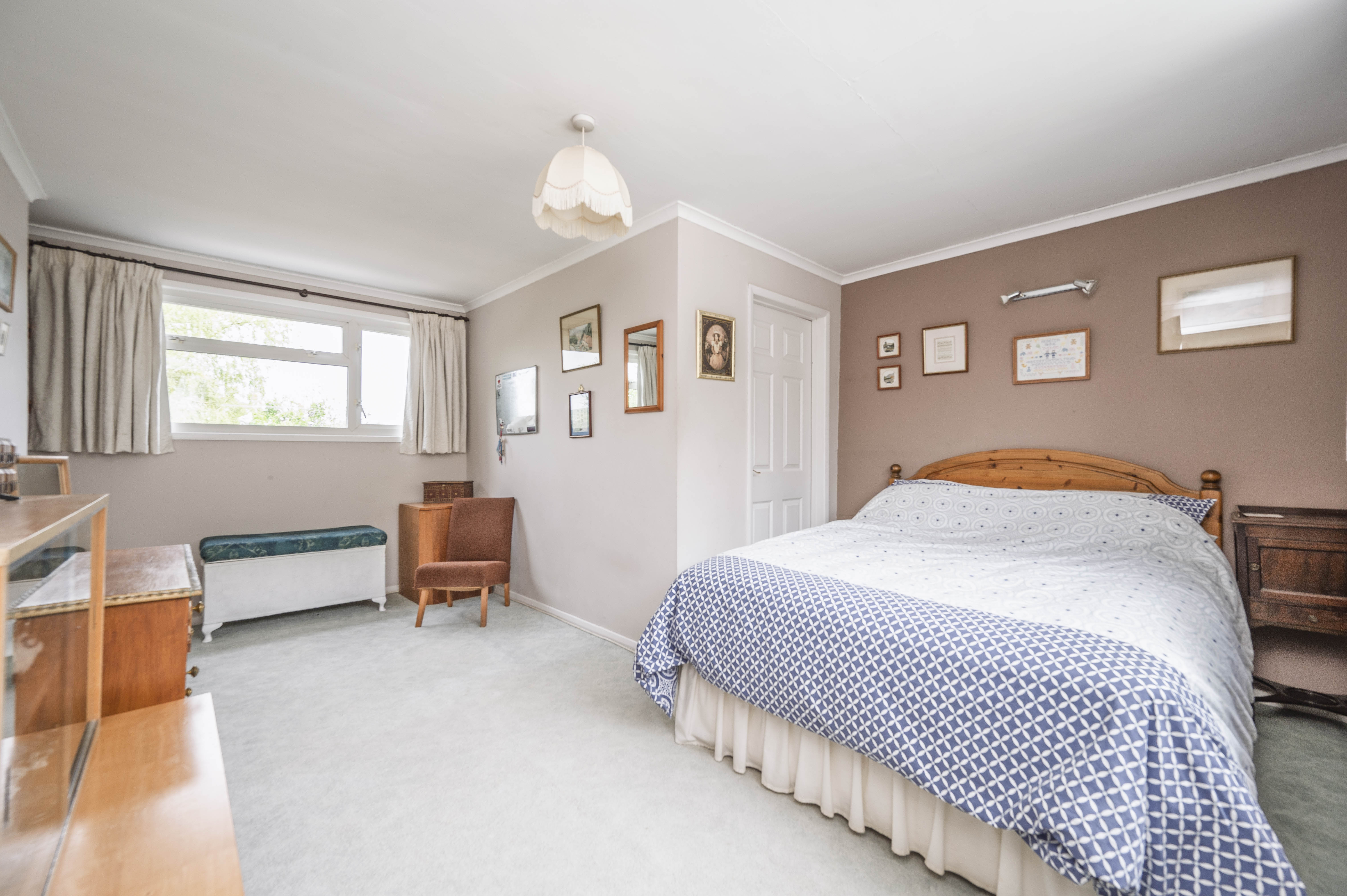 Gloucester Road, Andoversford, GL54
