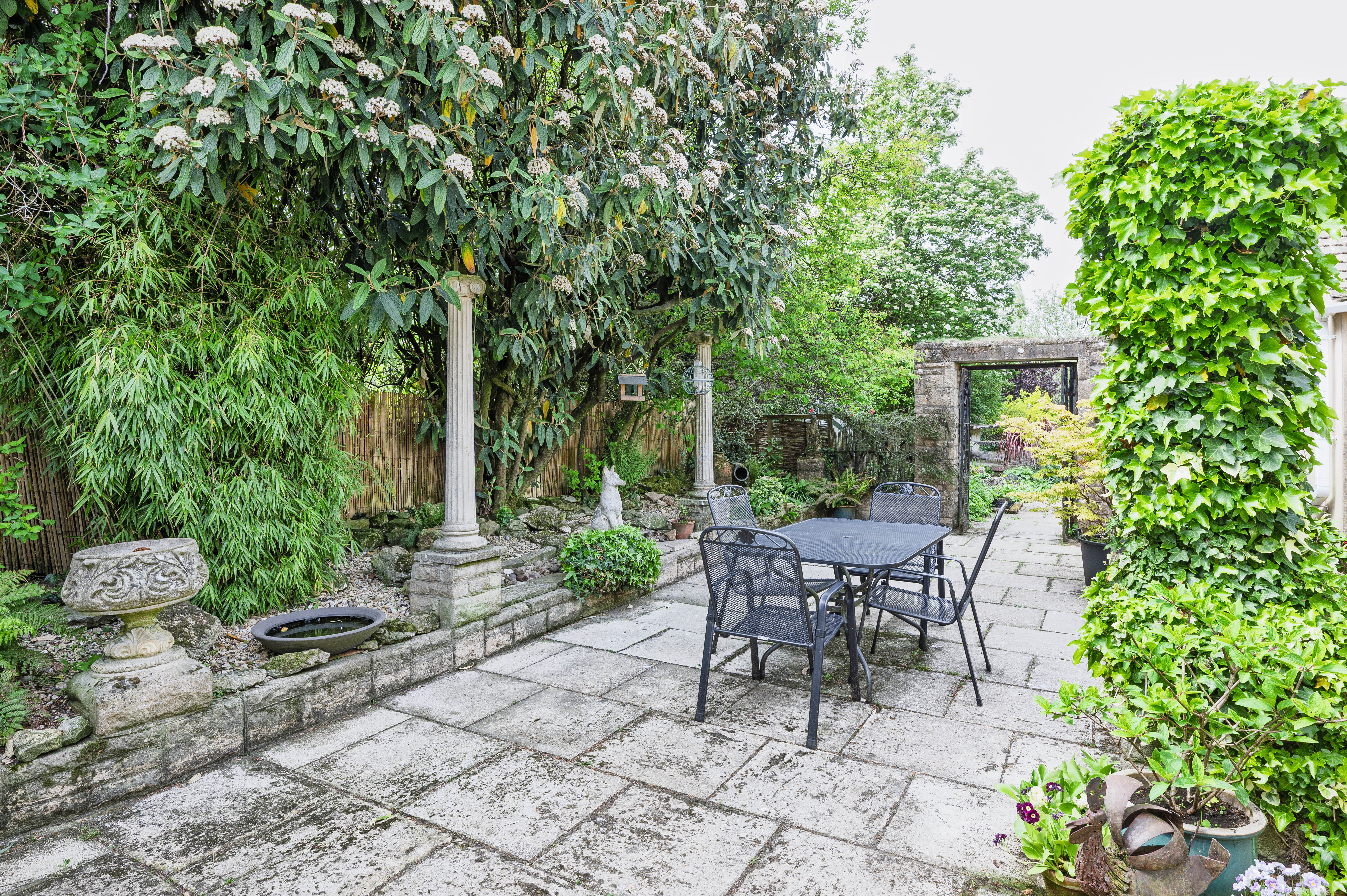 Gloucester Road, Andoversford, GL54