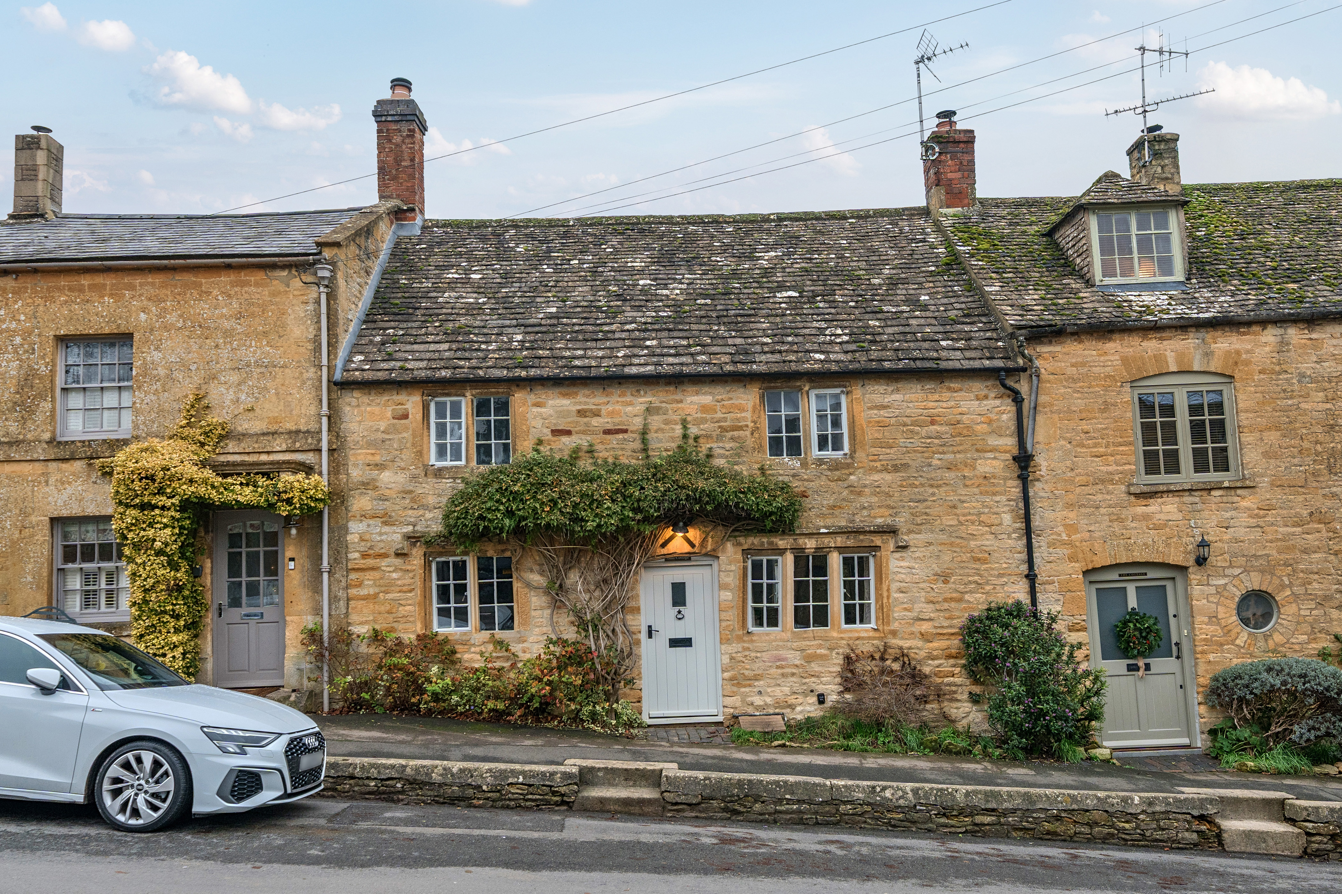 School Square, Longborough, GL56