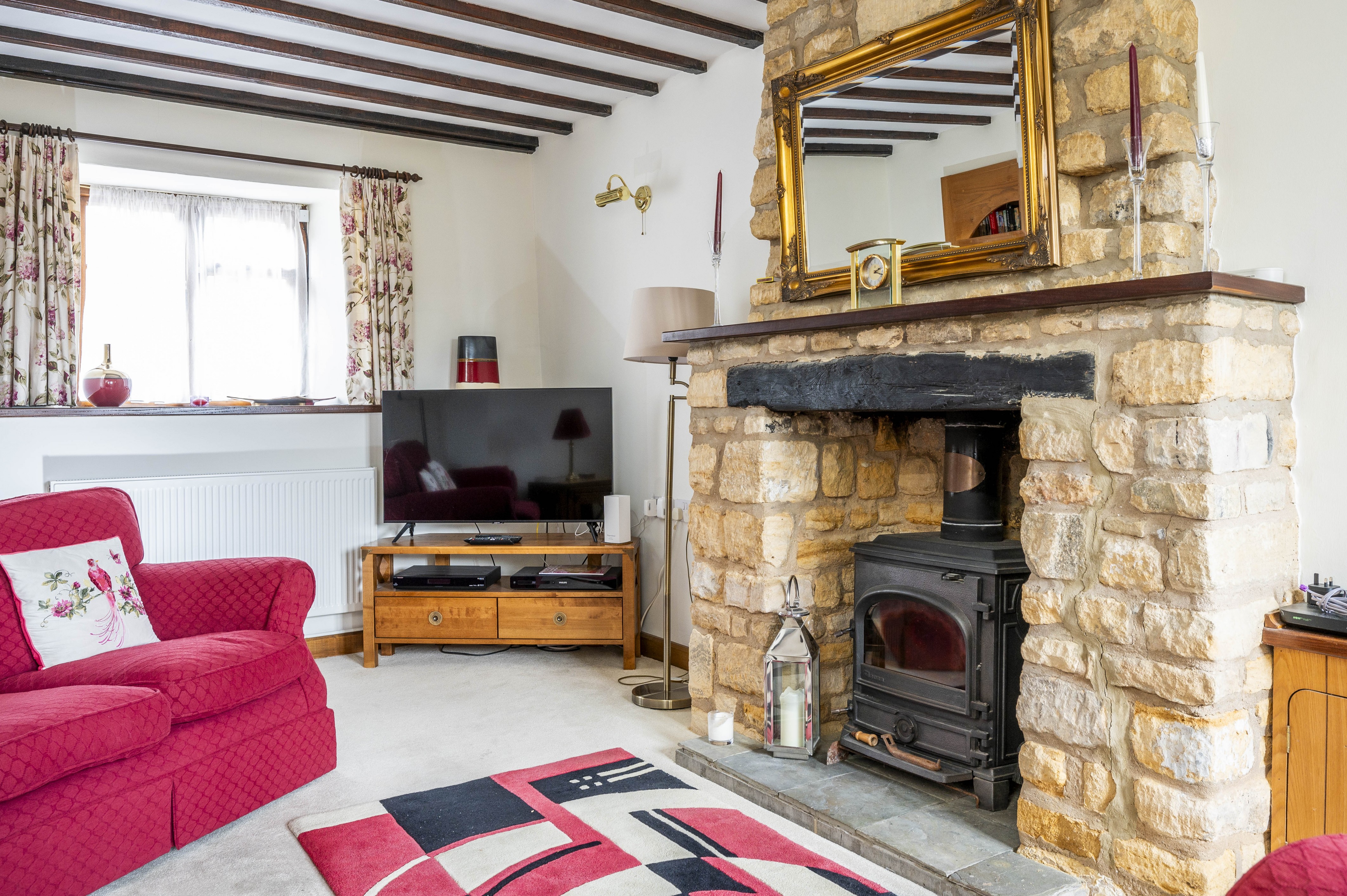 School Square, Longborough, GL56