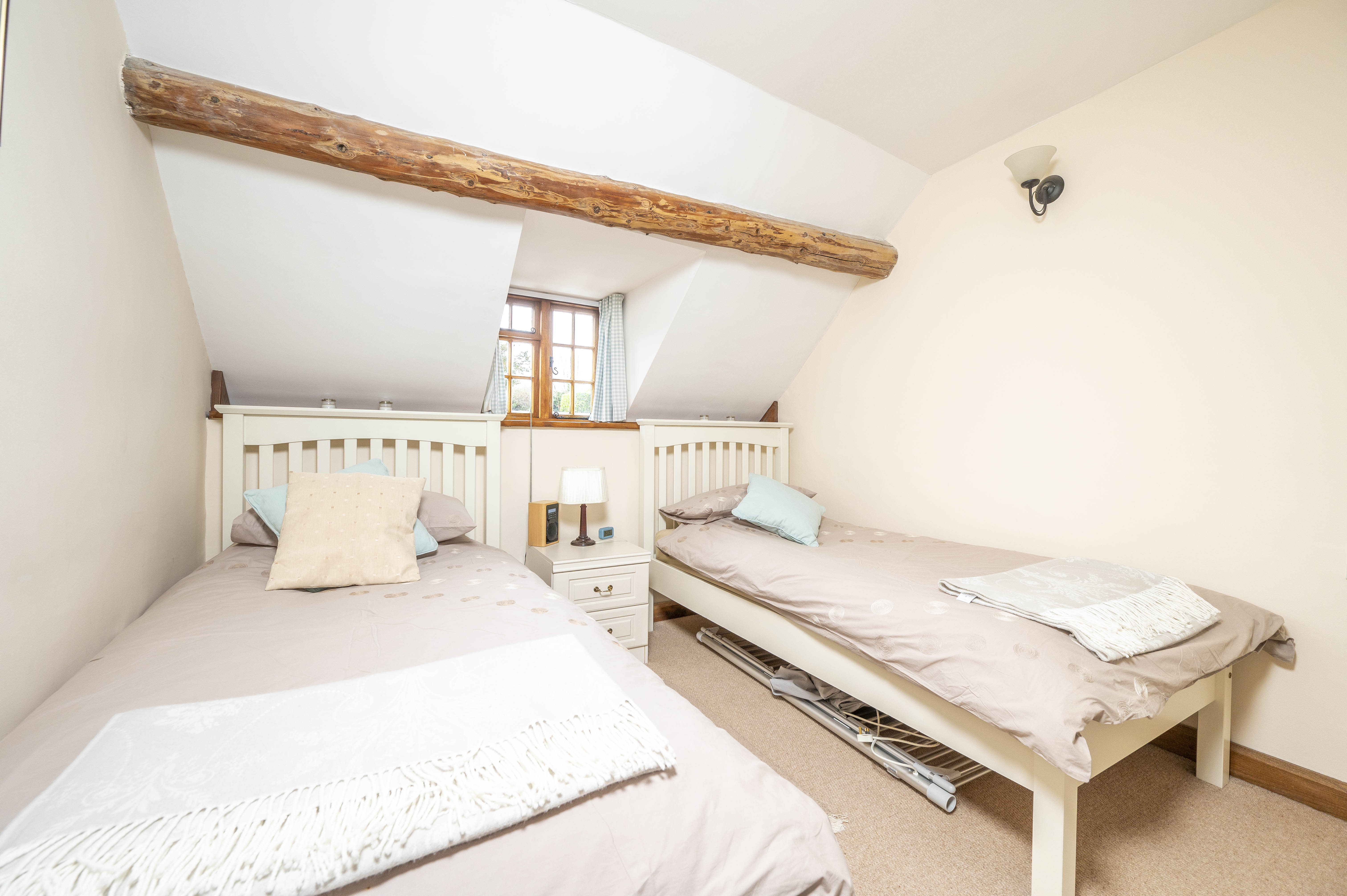 School Square, Longborough, GL56