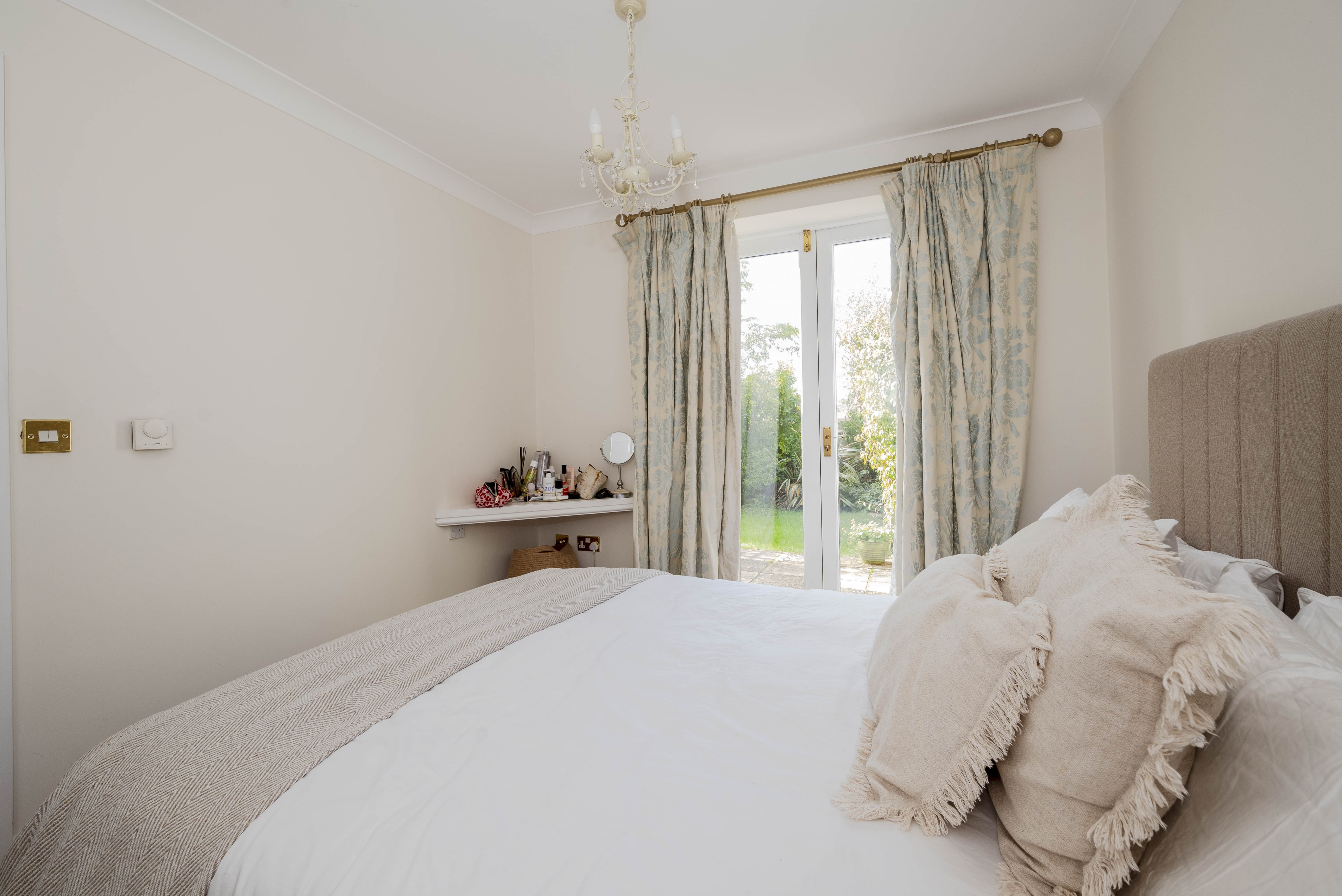 Gordon Close, Broadway, WR12