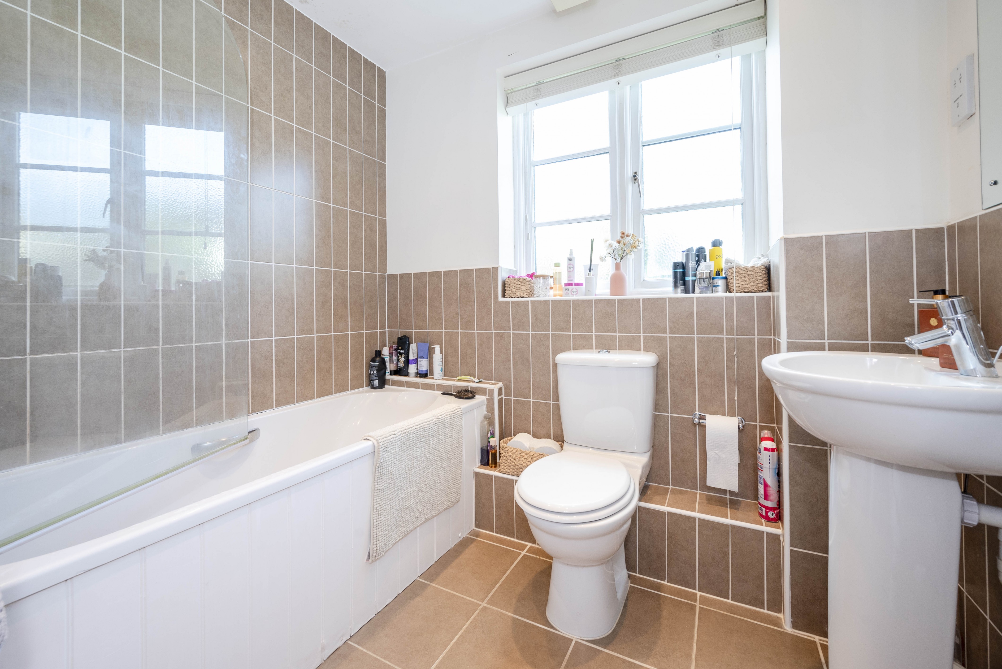 Gordon Close, Broadway, WR12