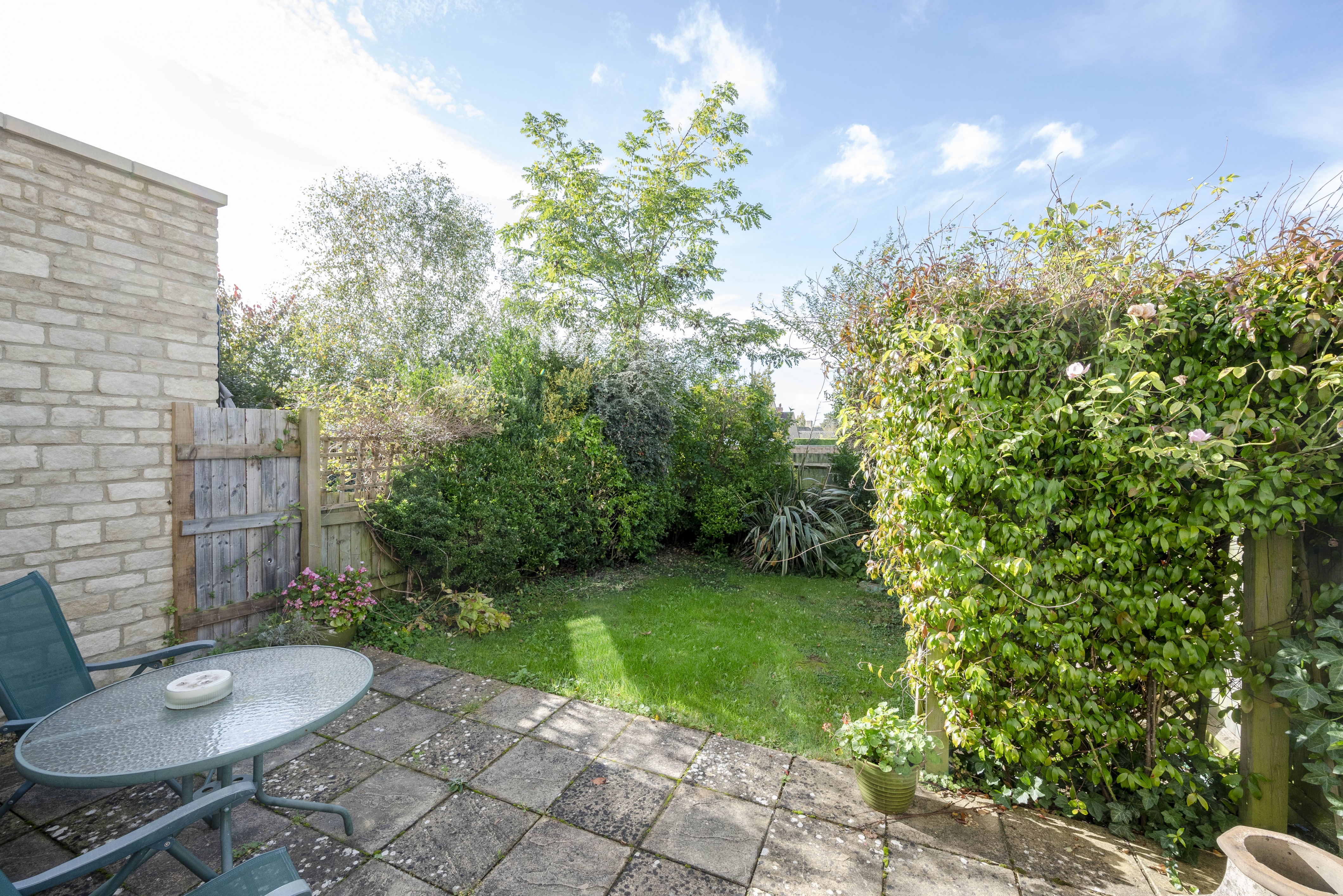 Gordon Close, Broadway, WR12