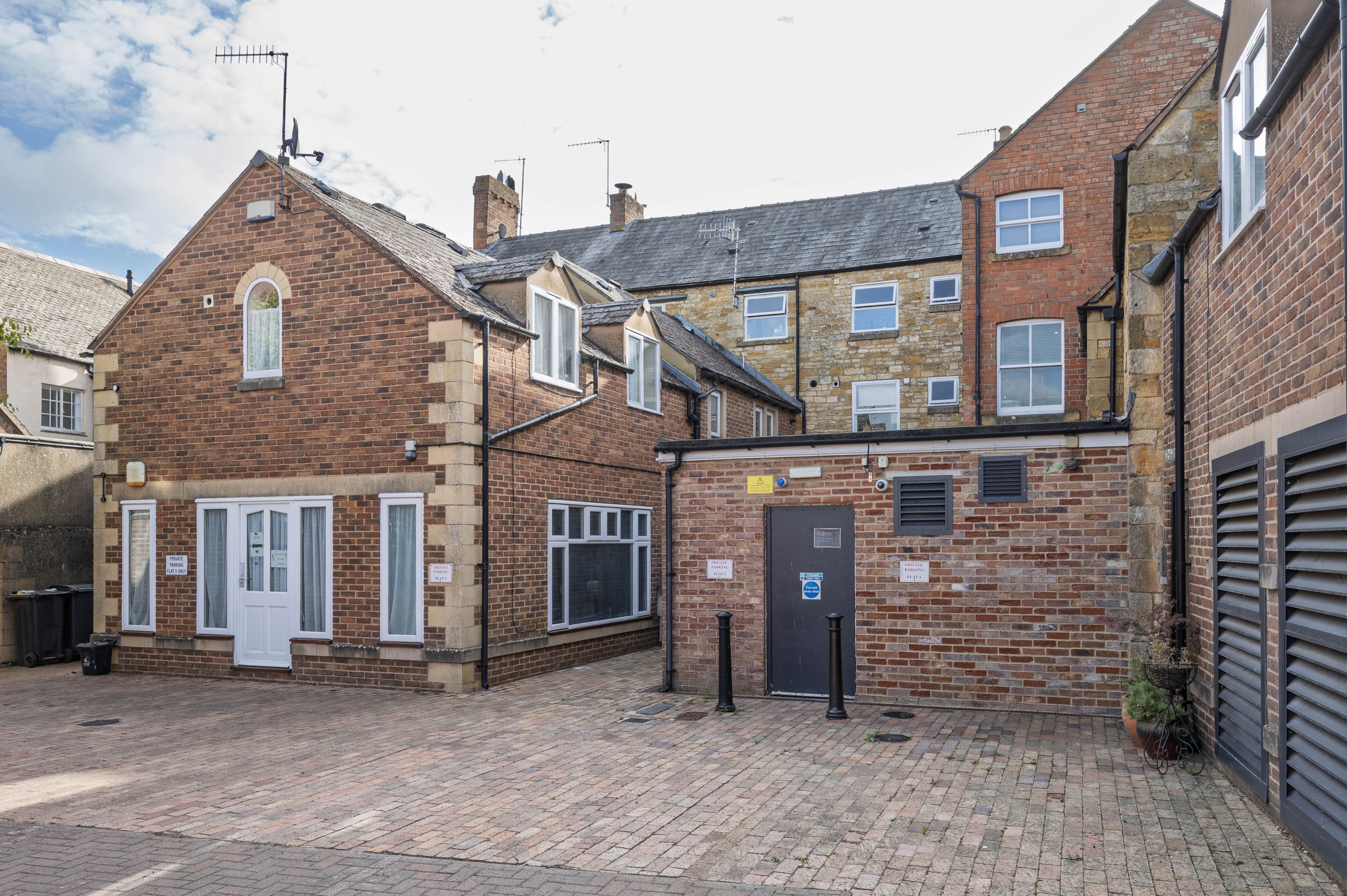 Manchester Court, Moreton-In-Marsh, GL56