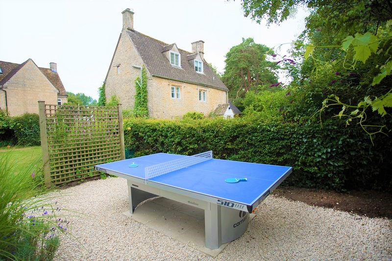 Marshmouth Lane, Bourton-On-The-Water, GL54