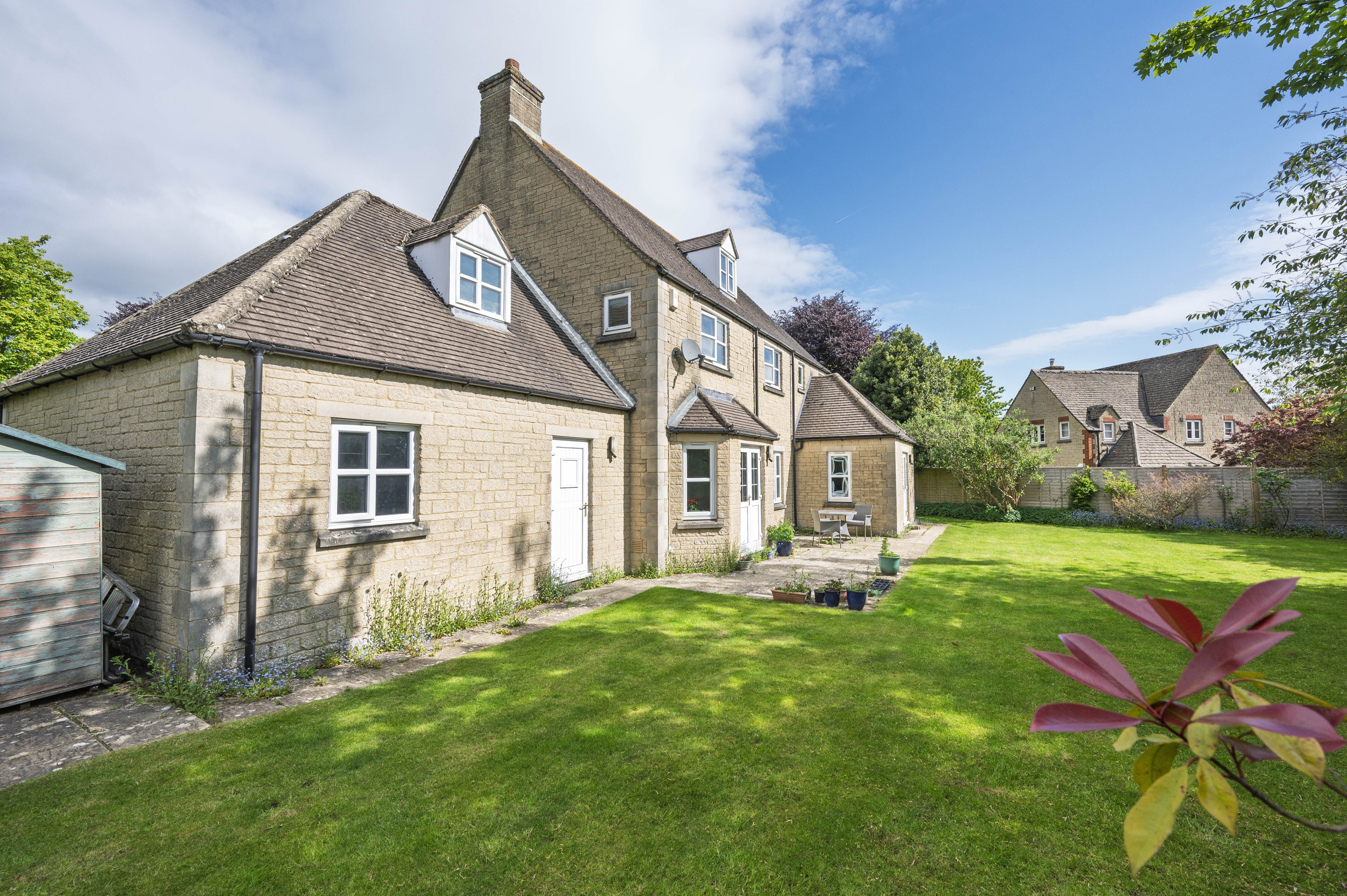 Harris Gardens, Upper Rissington, GL54