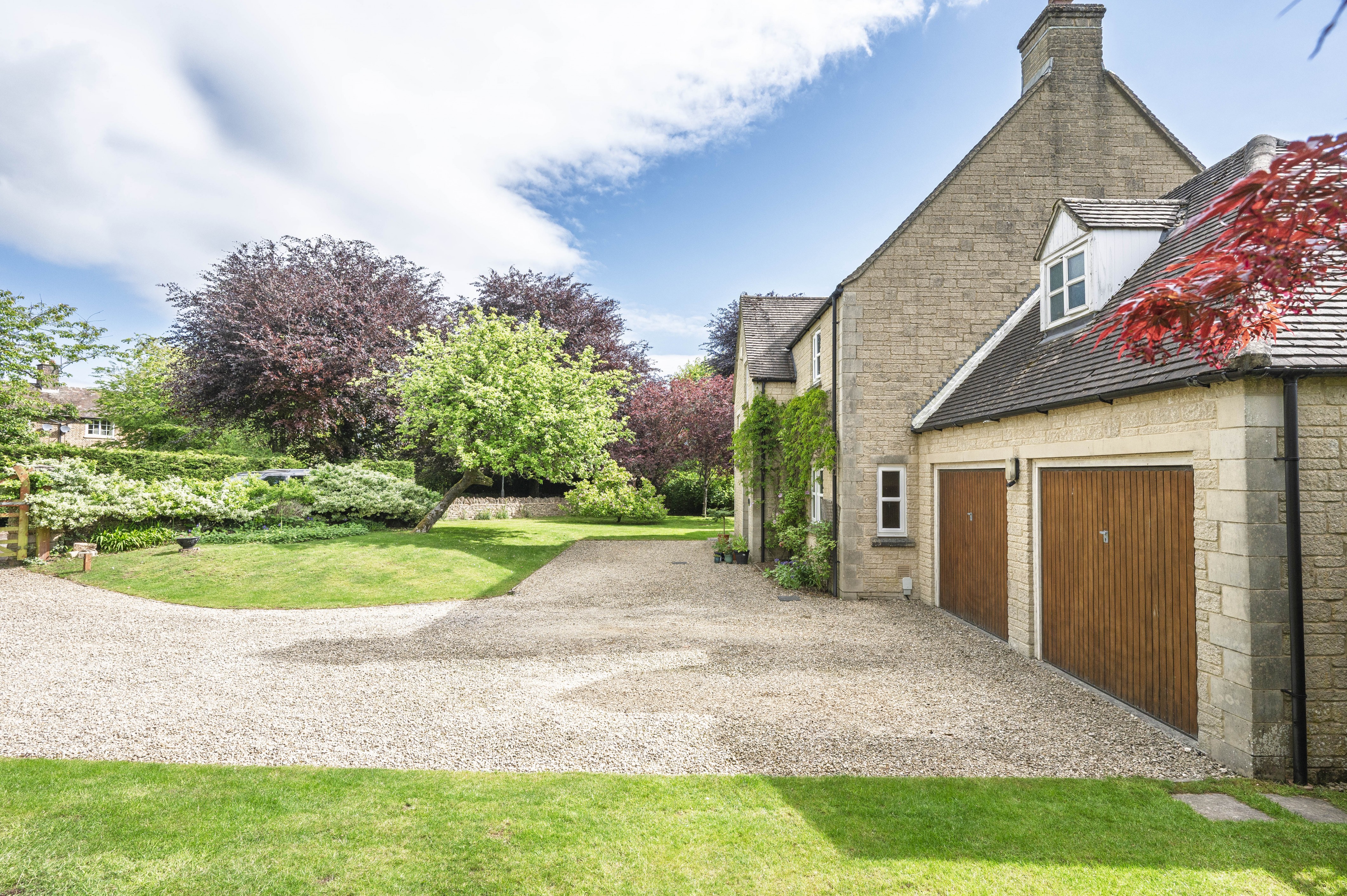 Harris Gardens, Upper Rissington, GL54