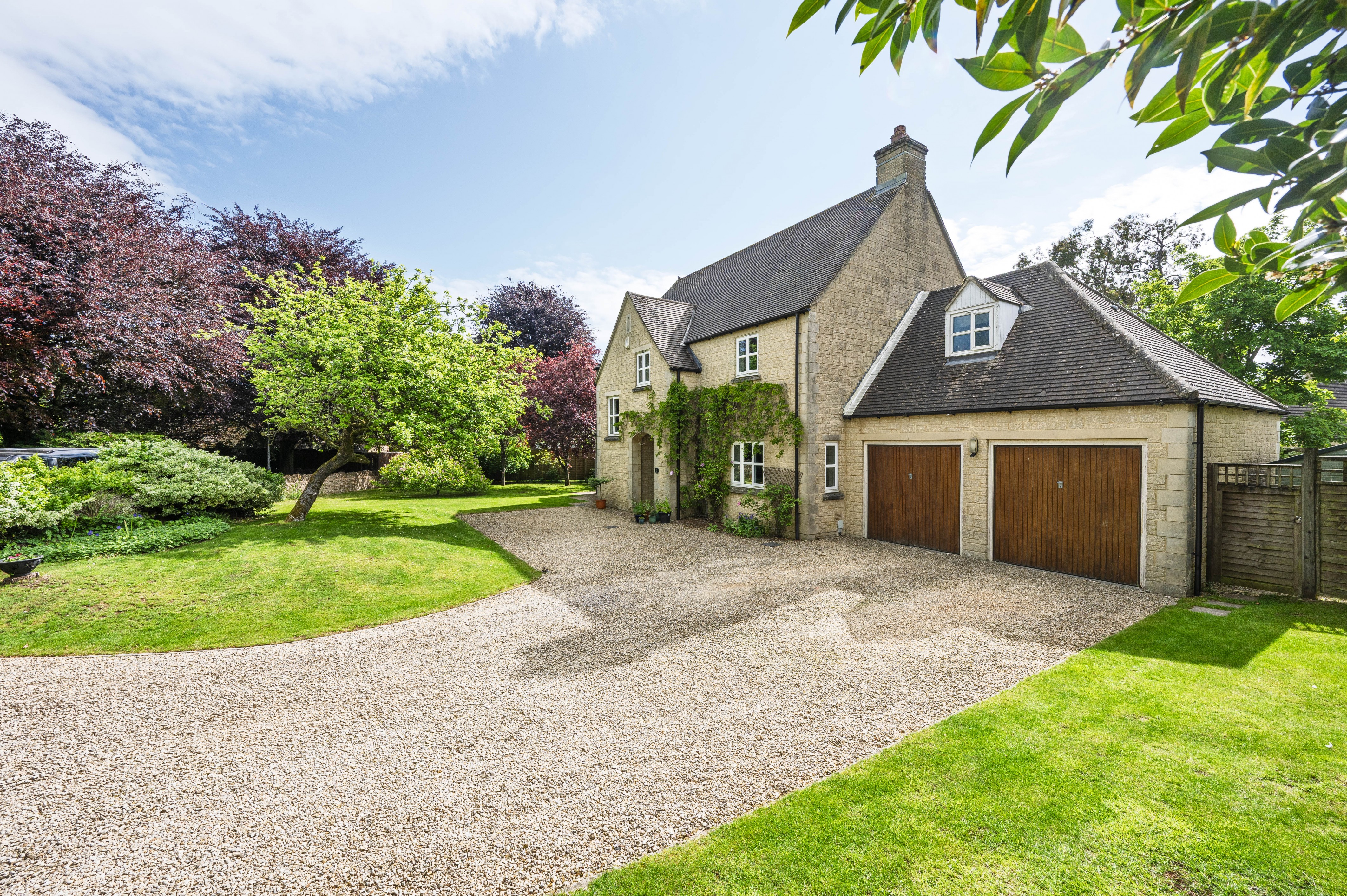 Harris Gardens, Upper Rissington, GL54