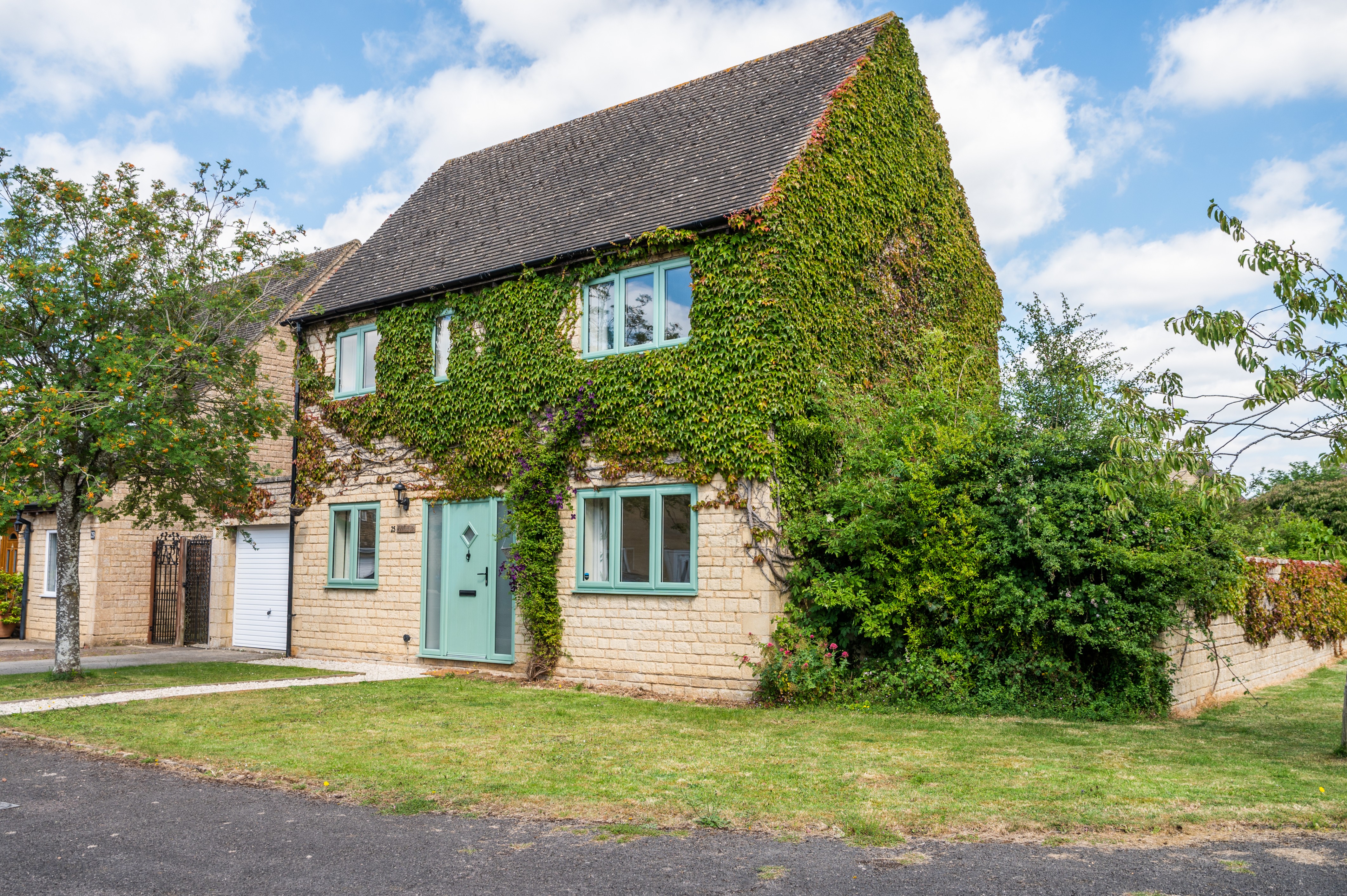 Lamberts Field, Bourton-On-The-Water, GL54
