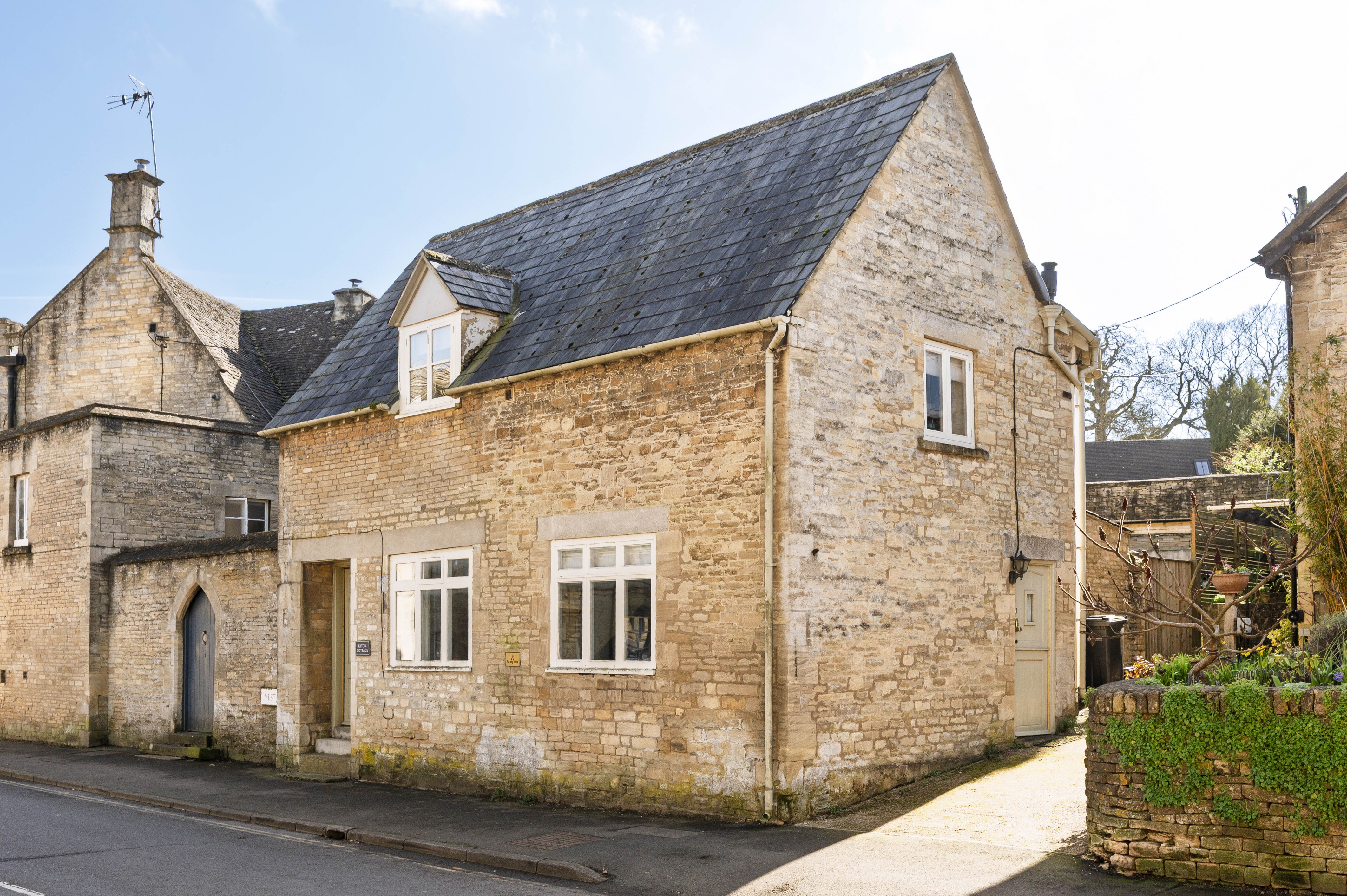 West End, Northleach, GL54