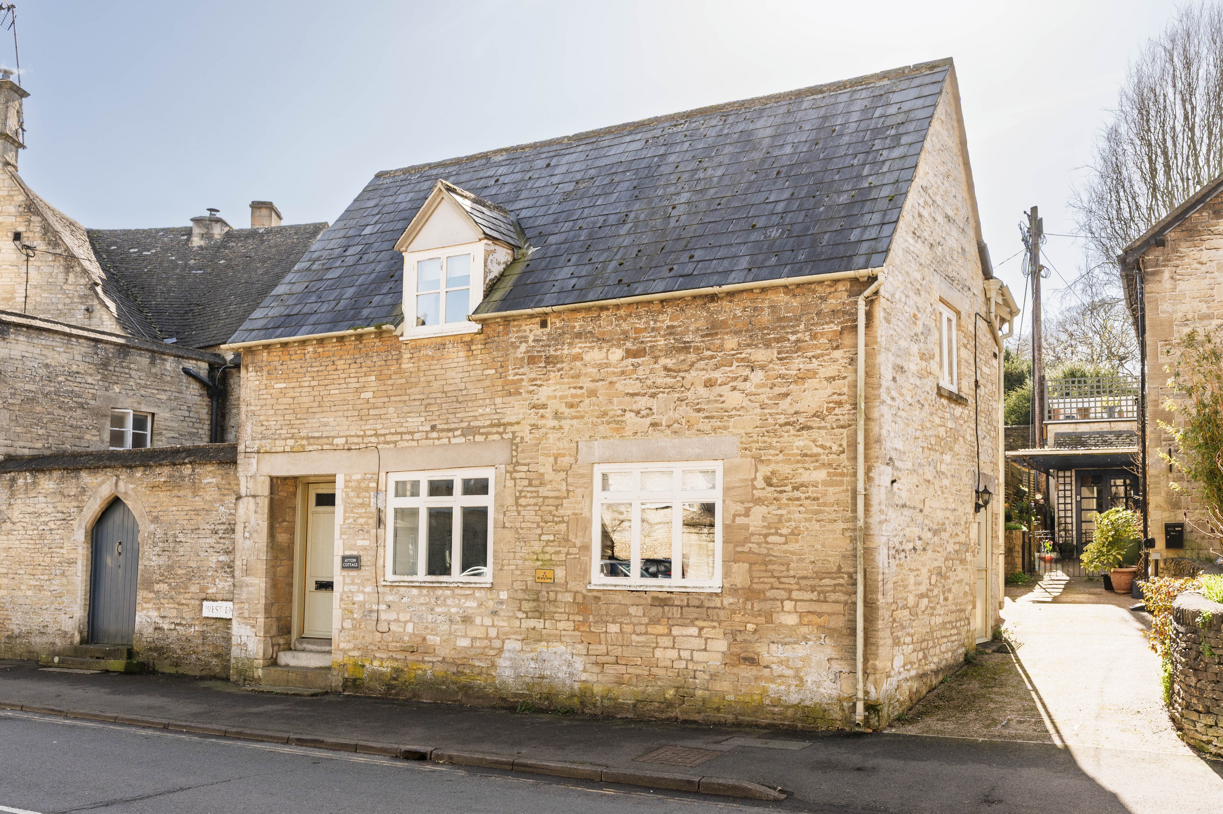 West End, Northleach, GL54
