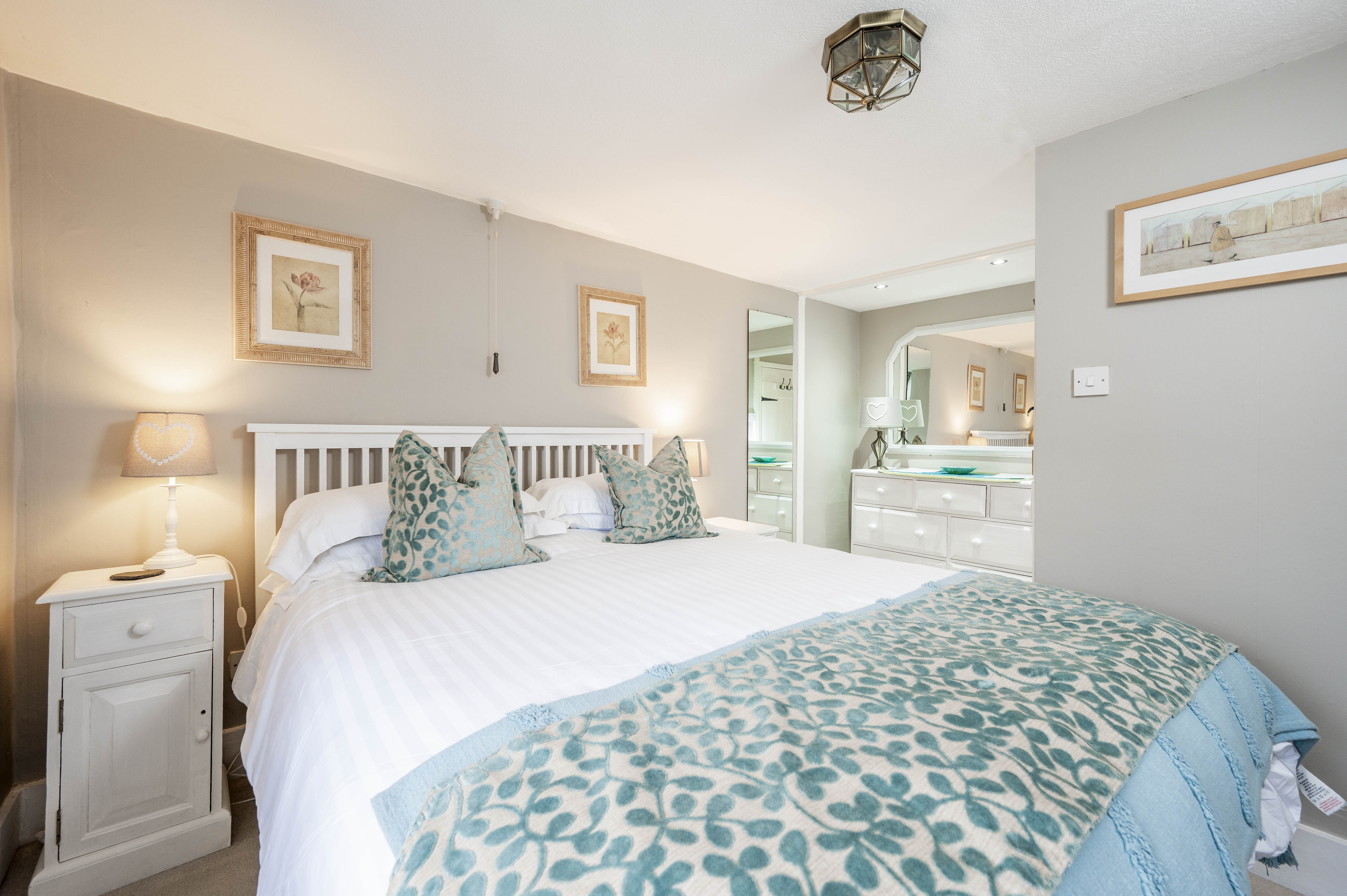 3 Springbank Villas, Lansdowne, GL54
