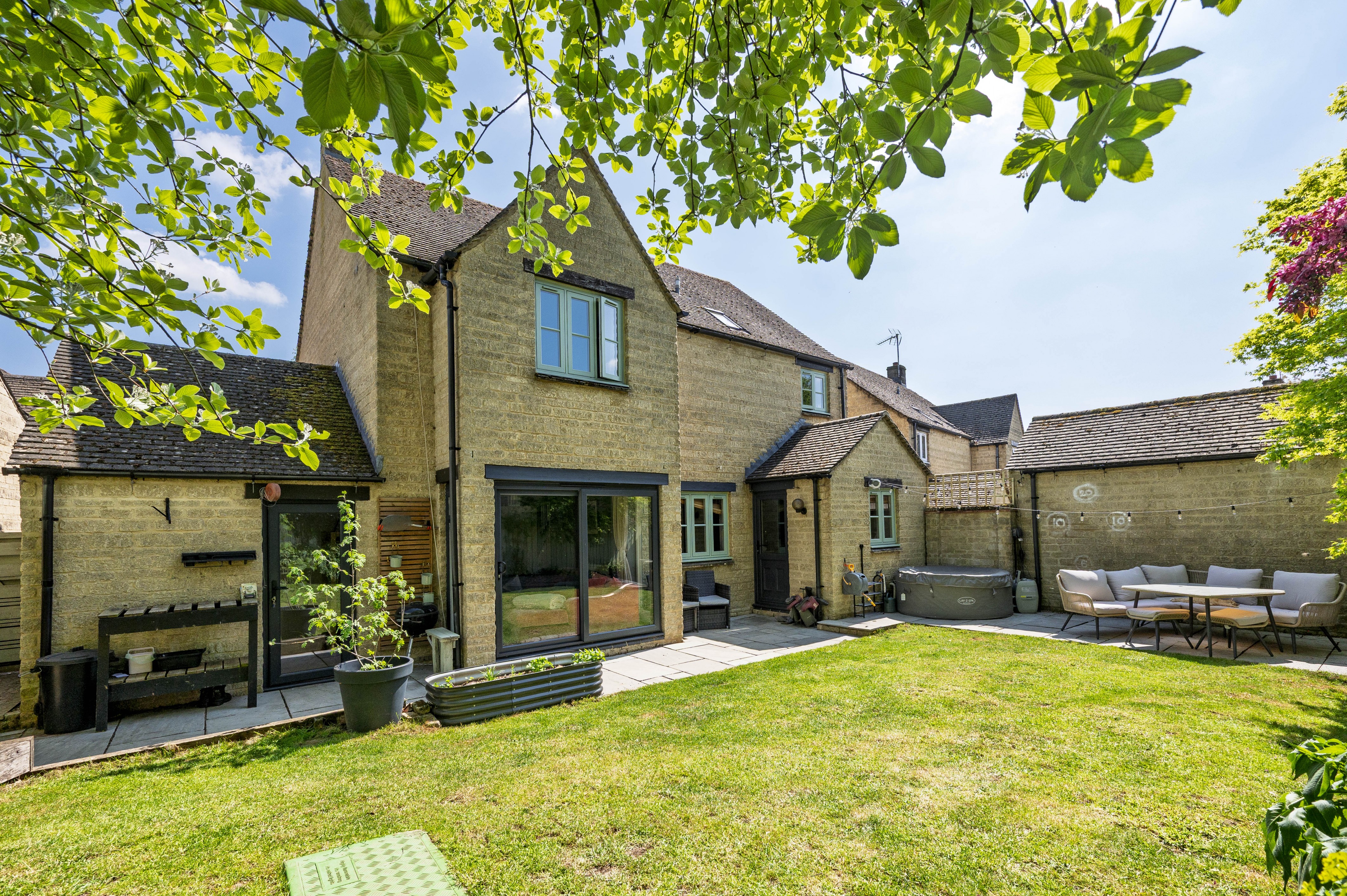 Fallows Road, Northleach, GL54