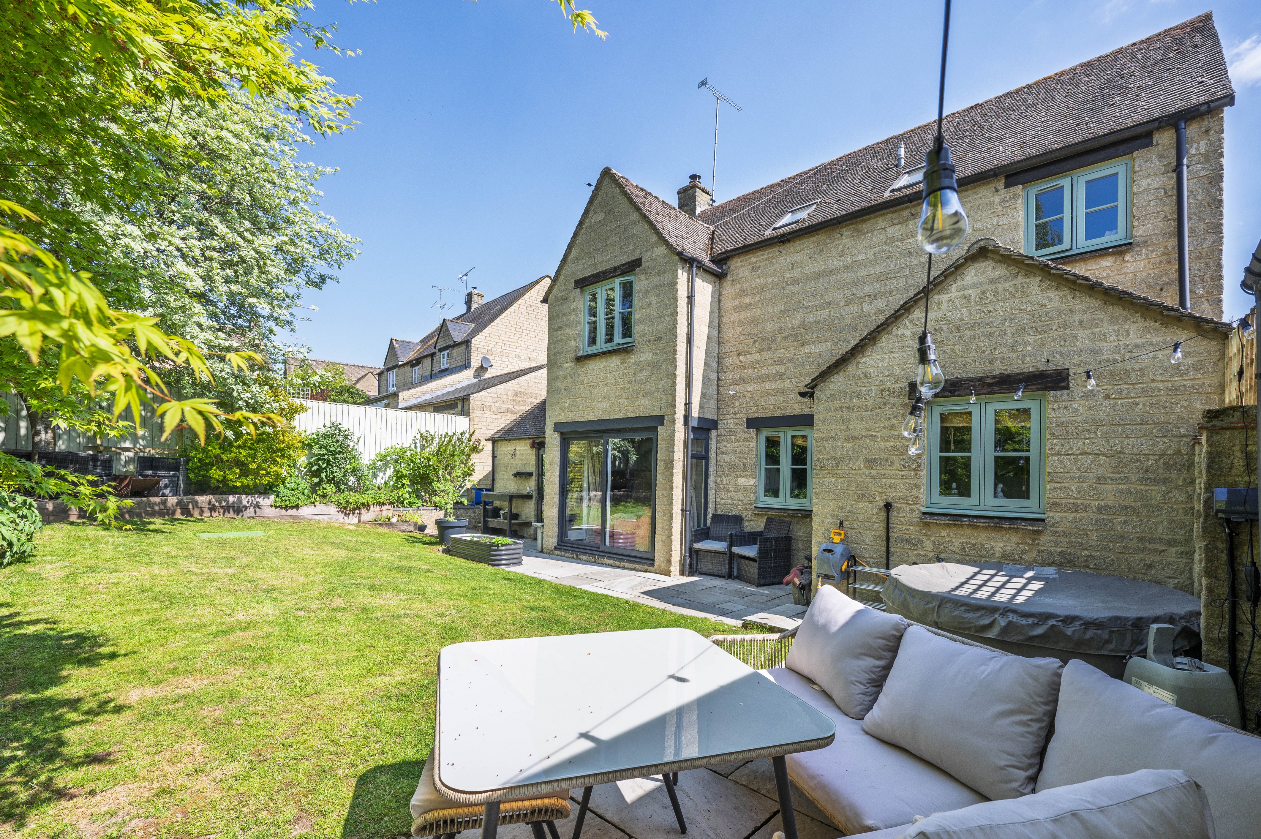 Fallows Road, Northleach, GL54