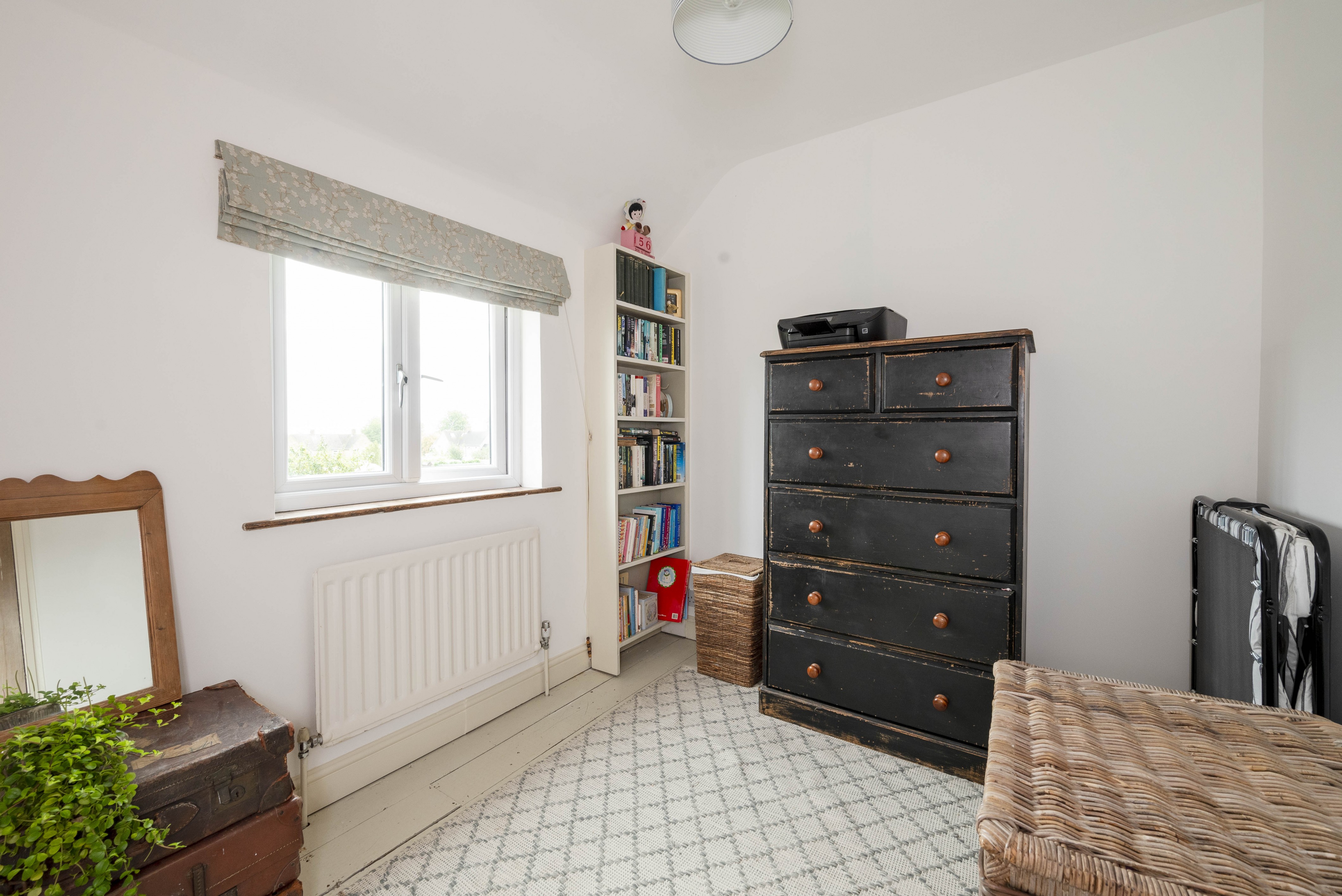 Back Walls, Stow On The Wold, GL54