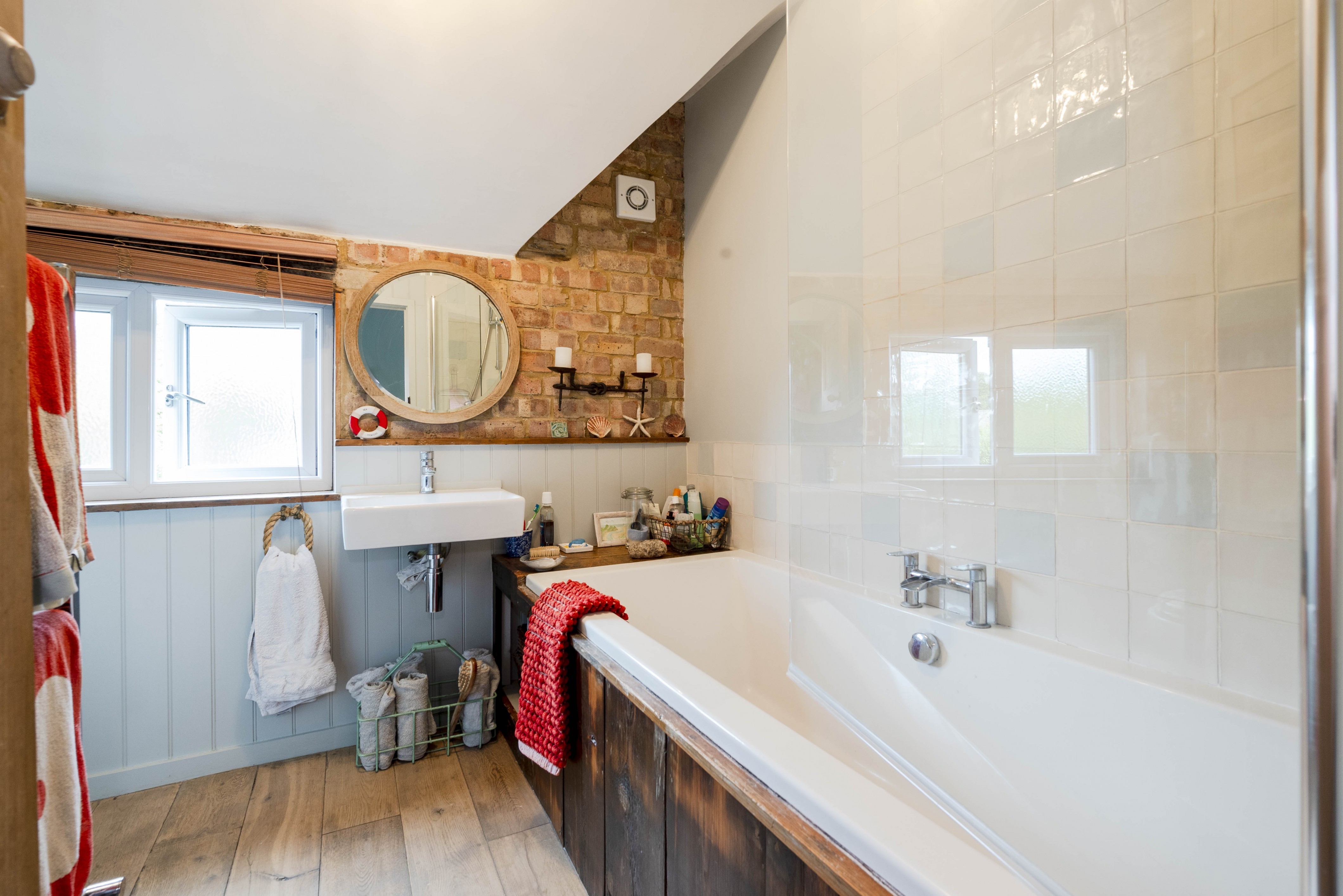 Back Walls, Stow On The Wold, GL54