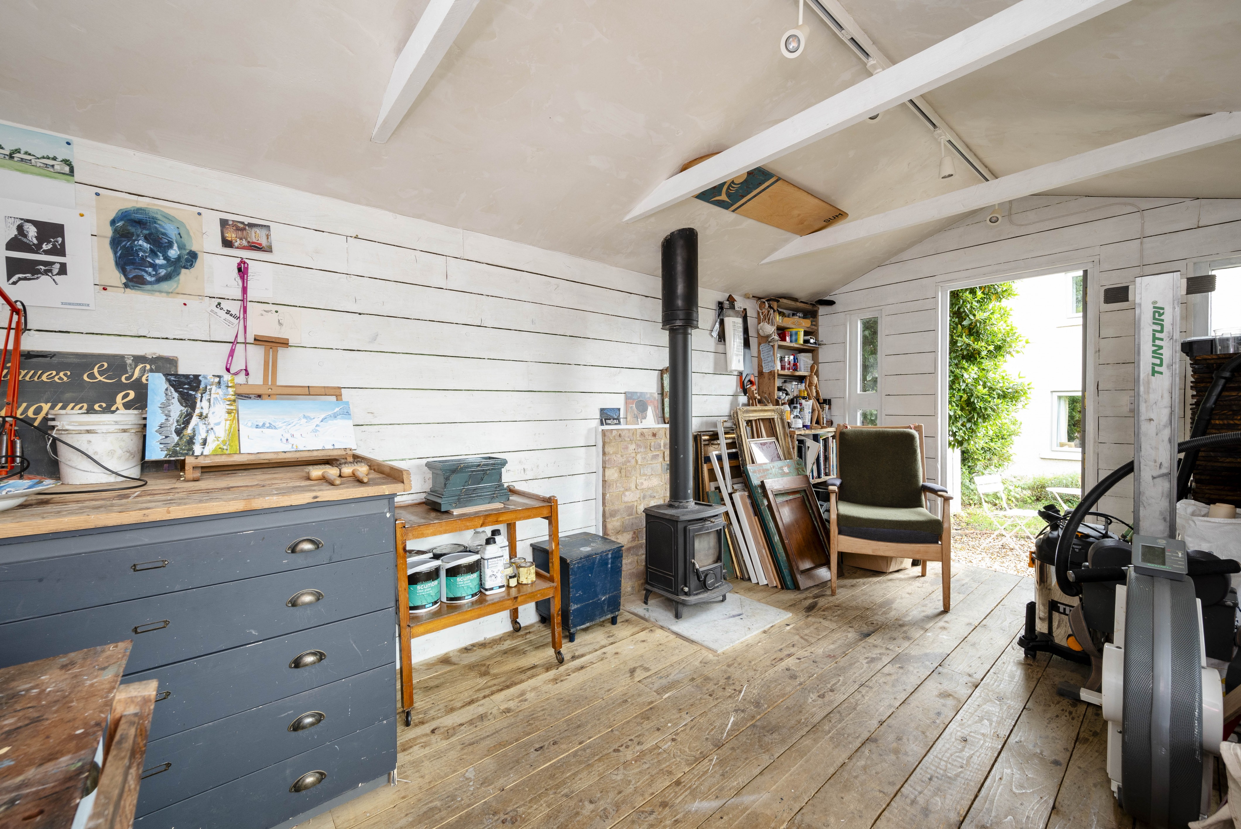 Back Walls, Stow On The Wold, GL54