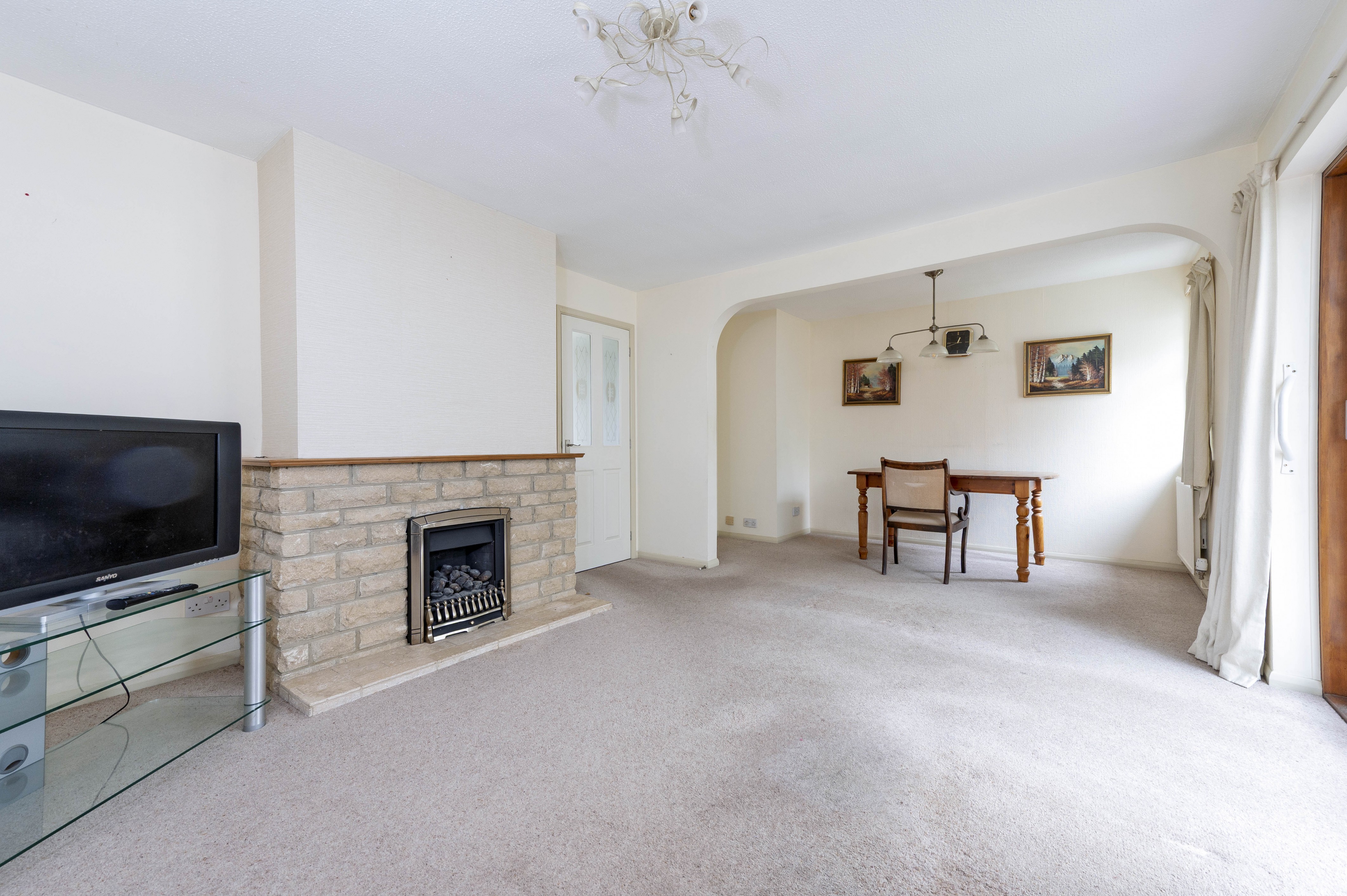 Station Meadow, Bourton-On-The-Water, GL54