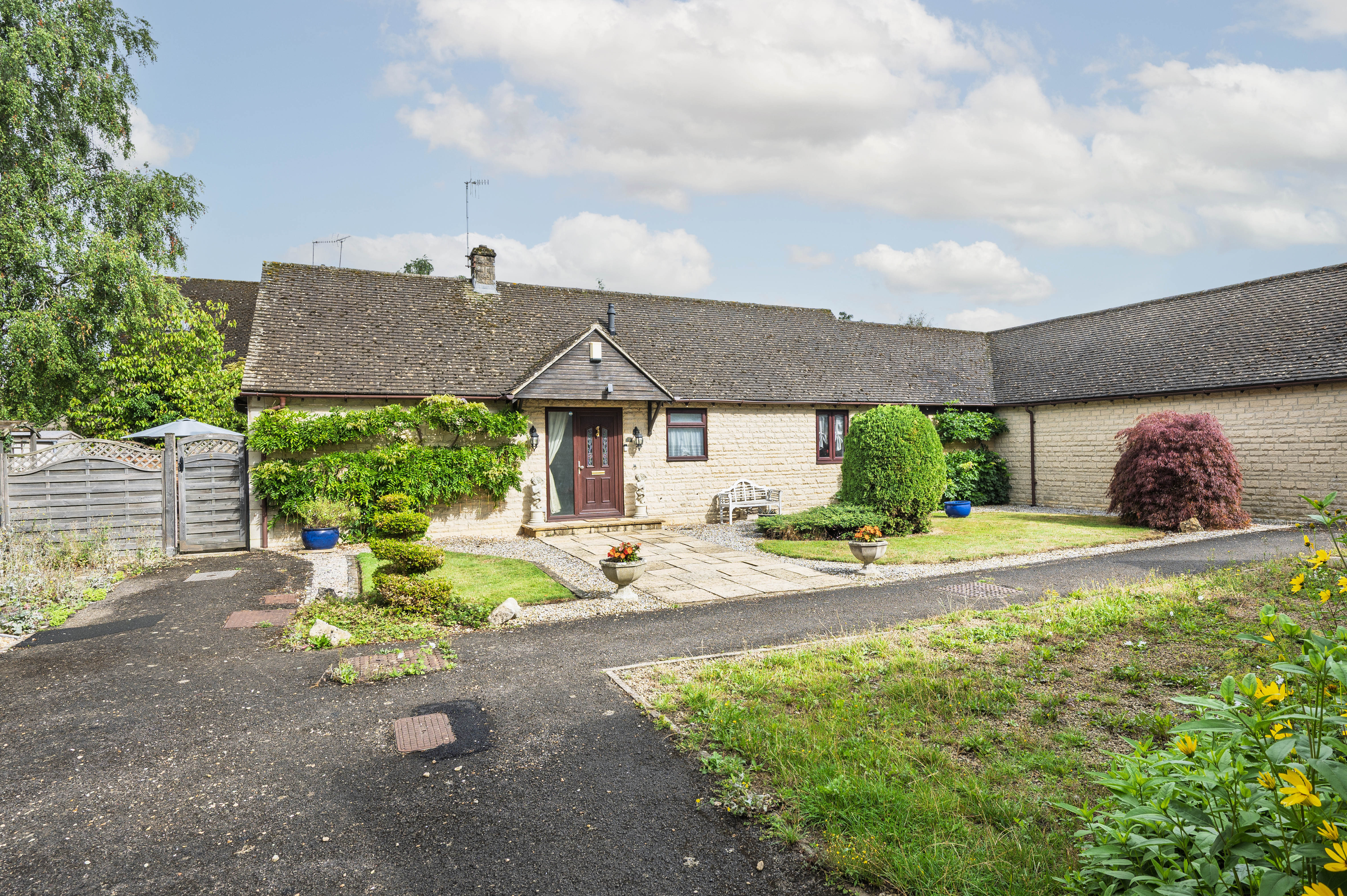 Station Meadow, Bourton-On-The-Water, GL54