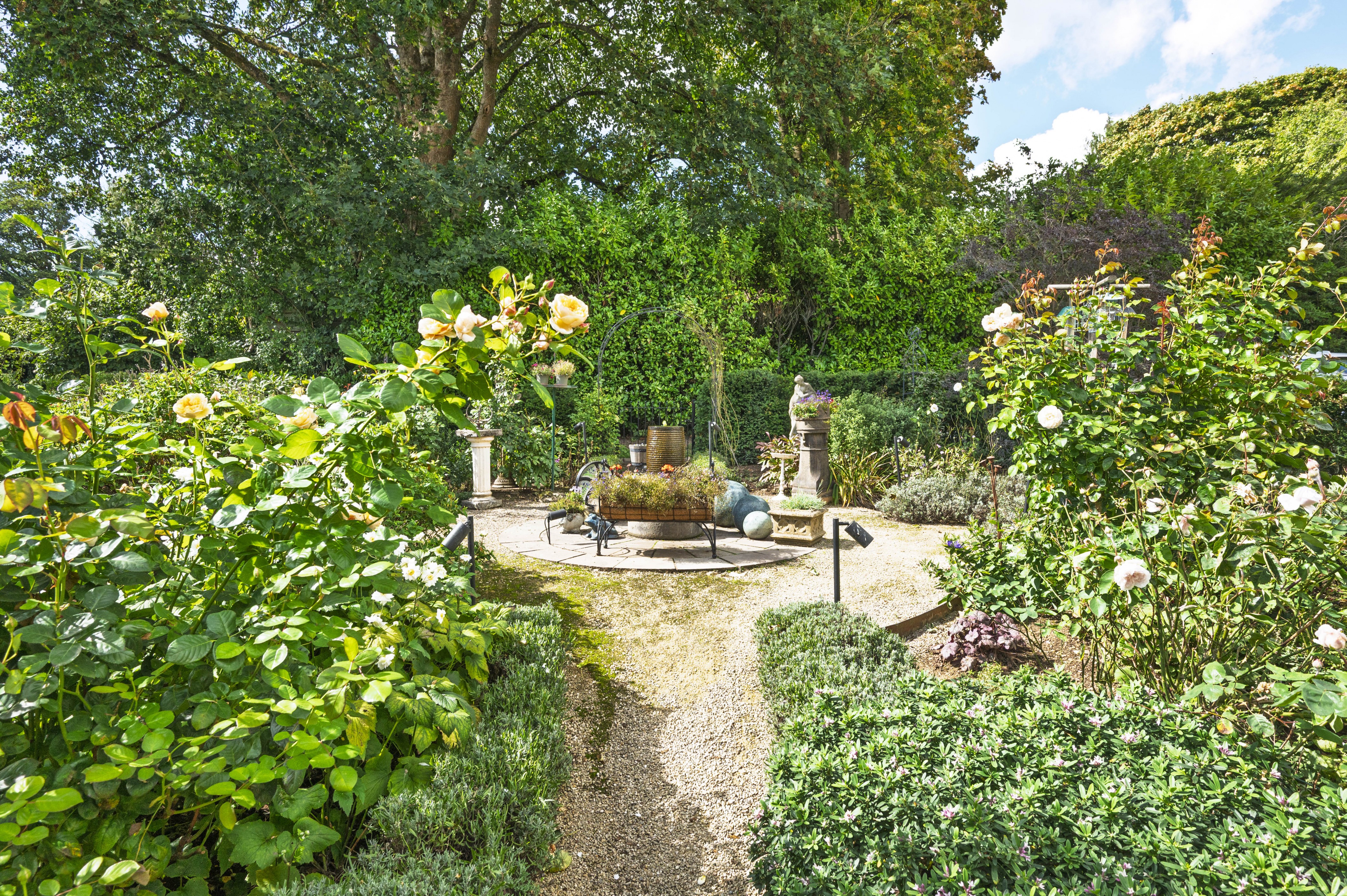 Beechwood Park, Stow On The Wold, GL54