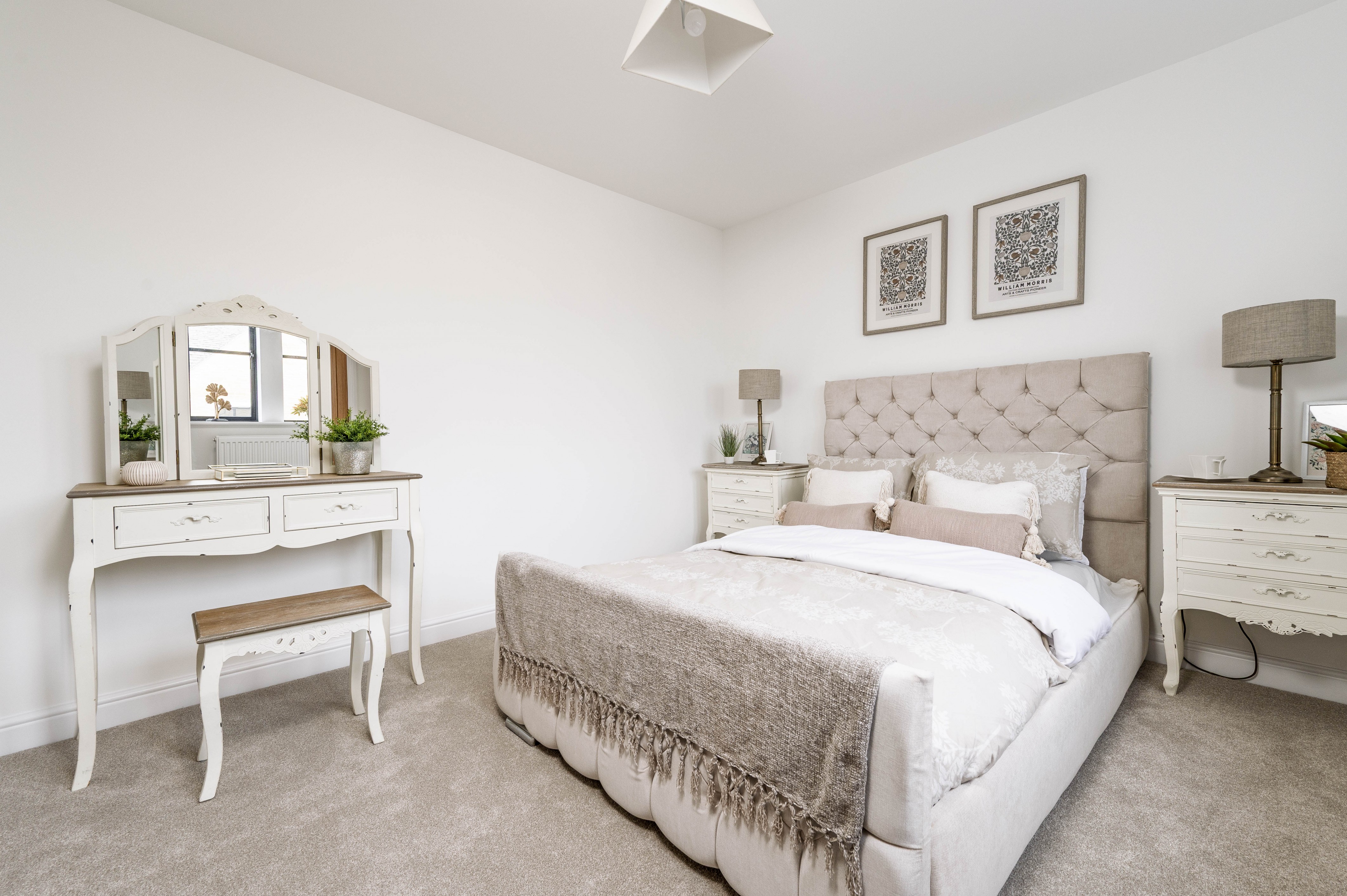 2 Grove Court, Station Road, GL54