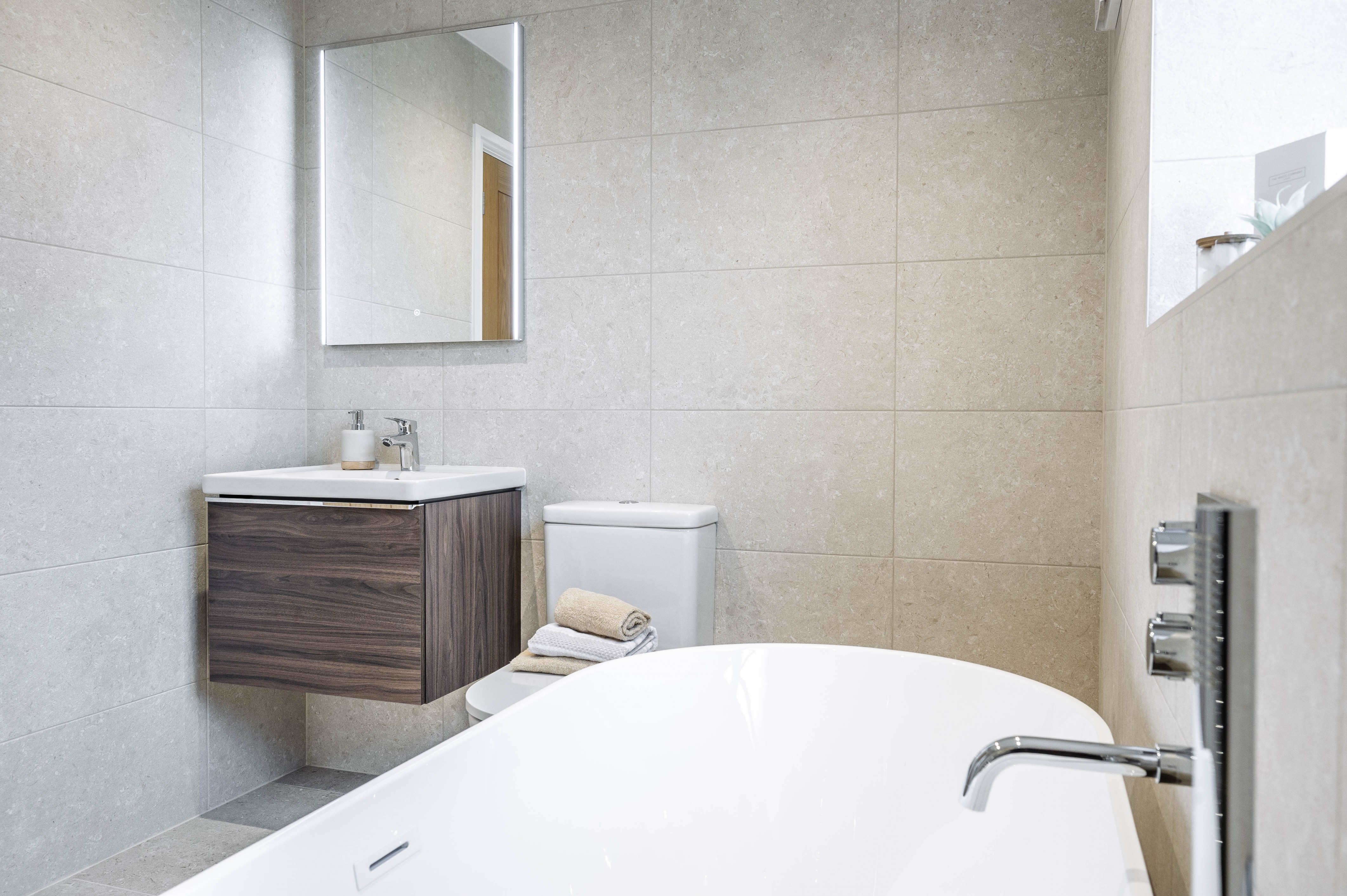 2 Grove Court, Station Road, GL54