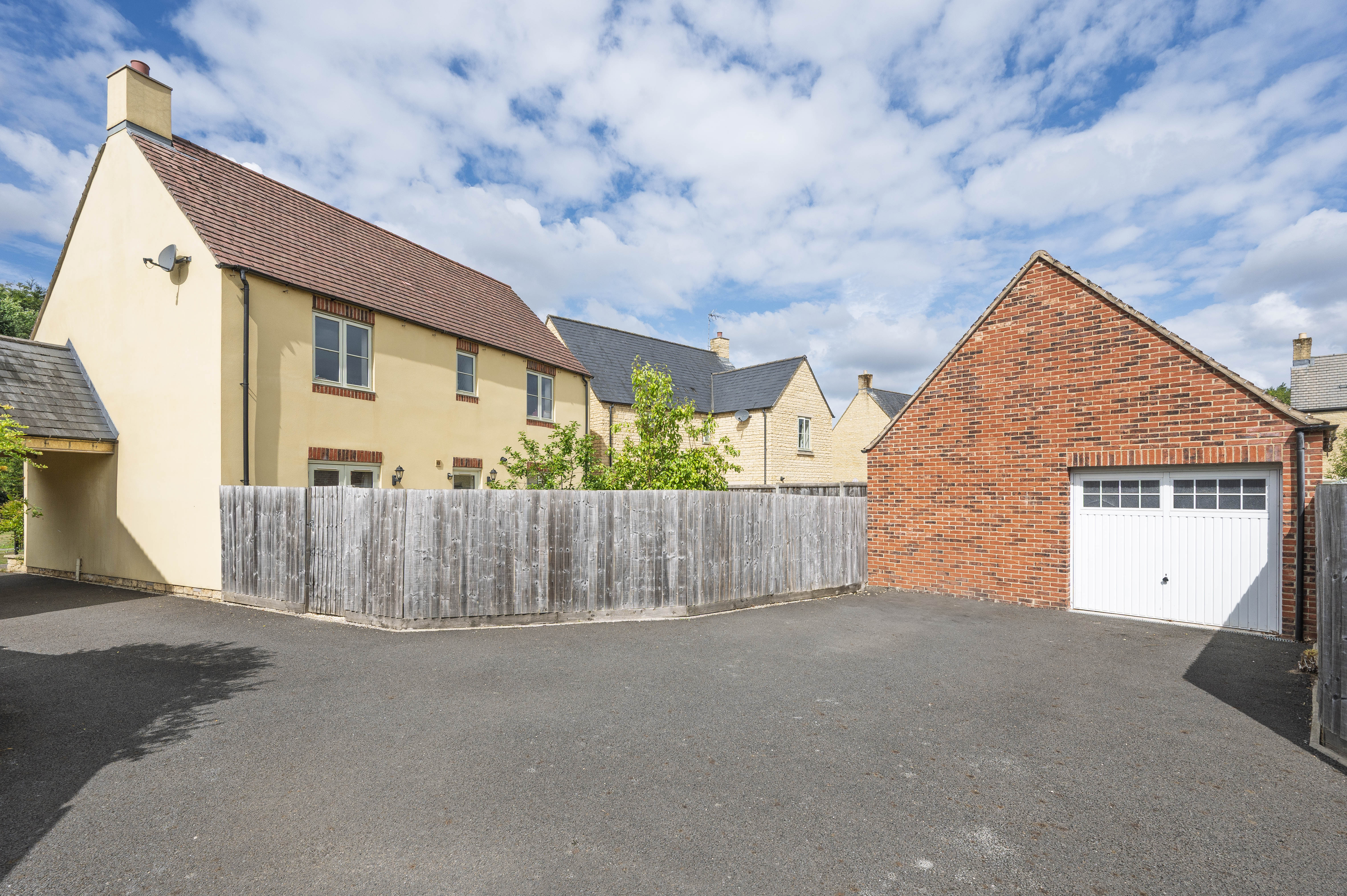 Summers Way, Moreton-In-Marsh, GL56