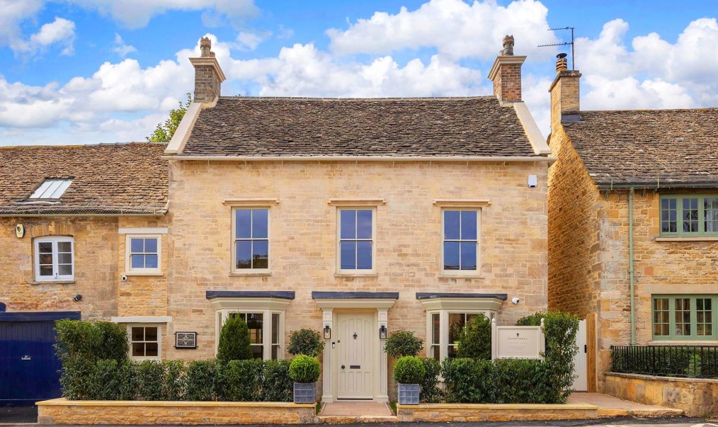 Priory Lane, Burford, OX18