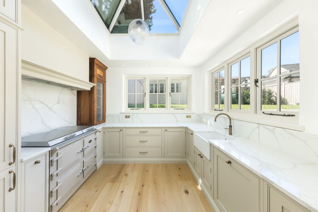Priory Lane, Burford, OX18