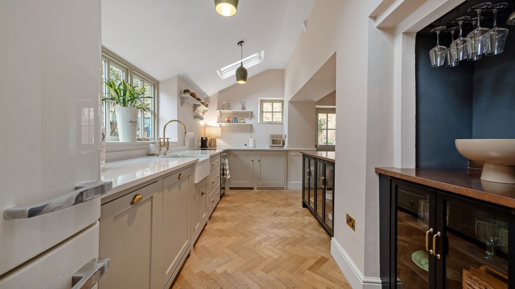 The Green, Kingham, OX7