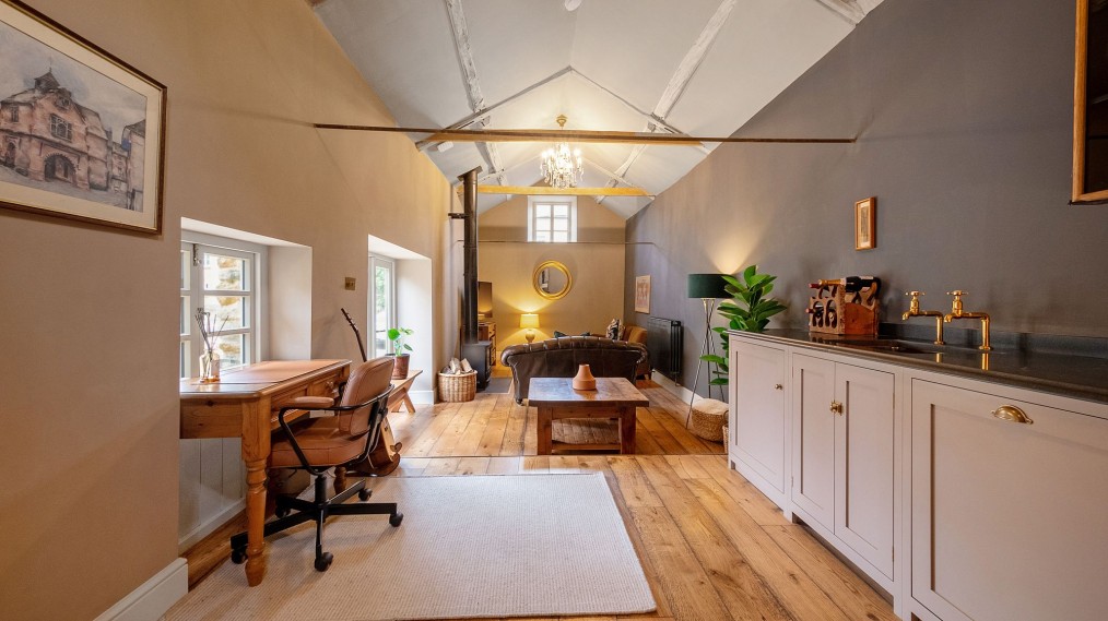 The Green, Kingham, OX7