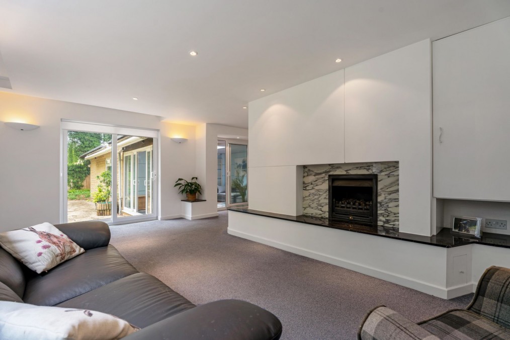 Courtlands Road, Shipton-Under-Wychwood, OX7