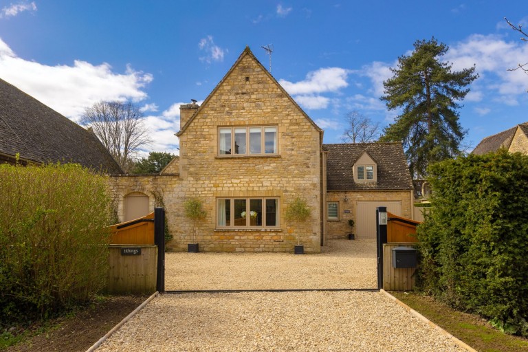 Station Road, Shipton-Under-Wychwood, OX7