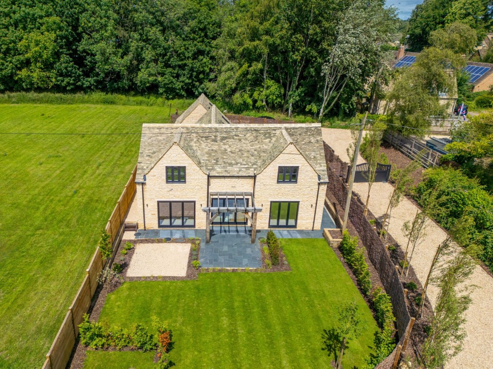 Field Gate, Milton-under-Wychwood, OX7