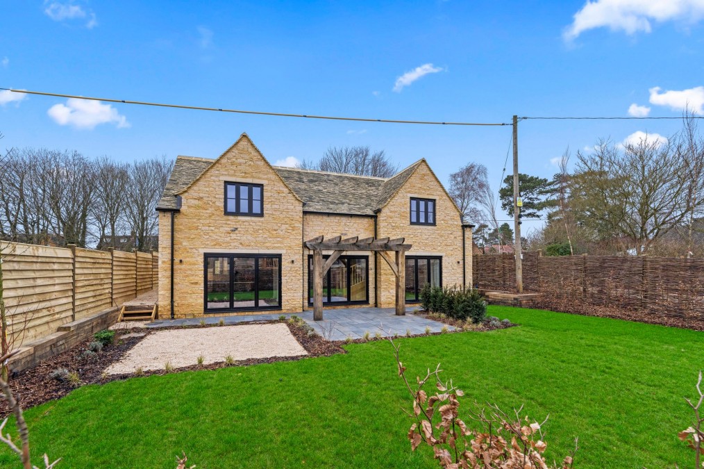 Field Gate, Milton-under-Wychwood, OX7