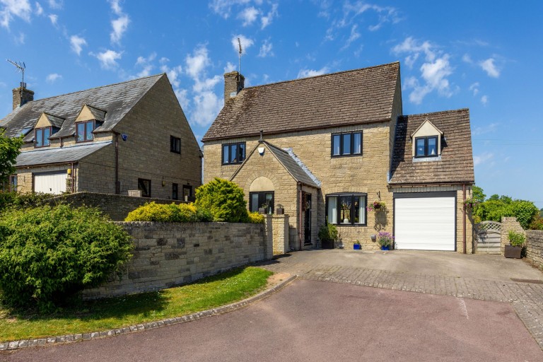 Shepherds Way, Northleach, GL54