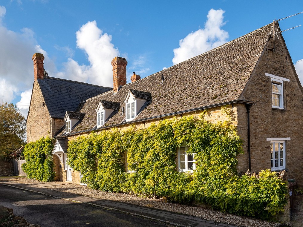 Buckland, Faringdon, SN7