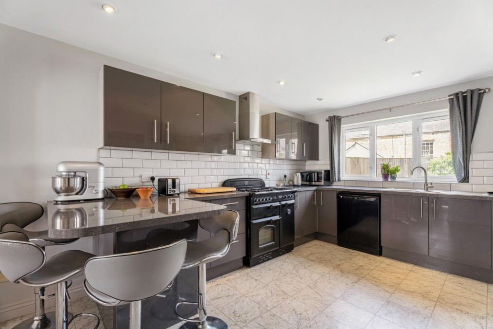 Ansell Way, Milton-Under-Wychwood, OX7