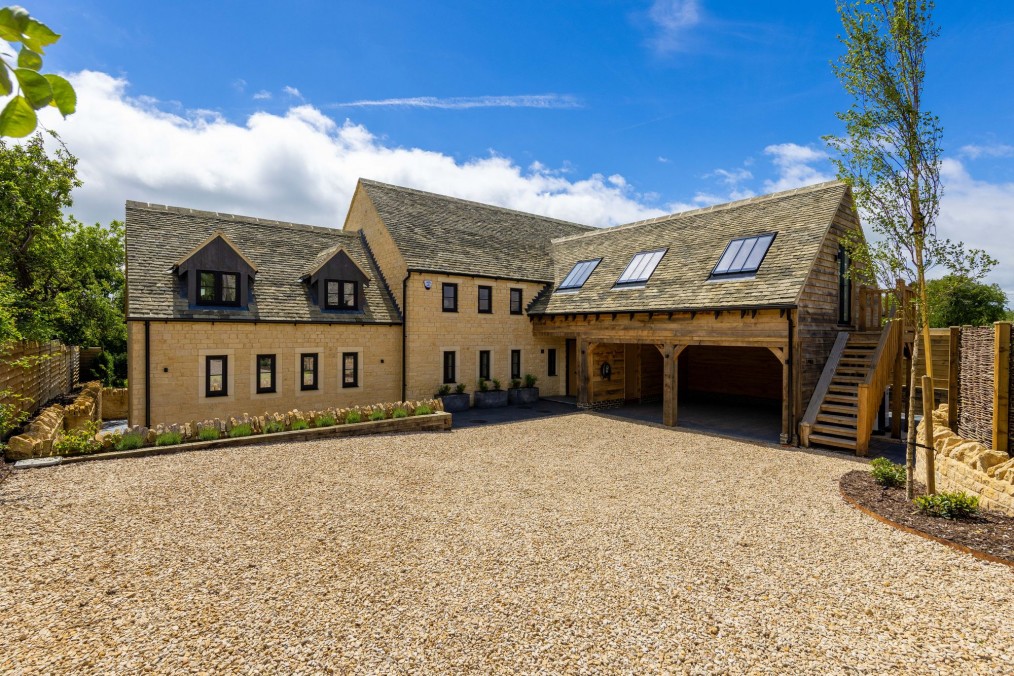 Meadow View, Milton-under-Wychwood, OX7