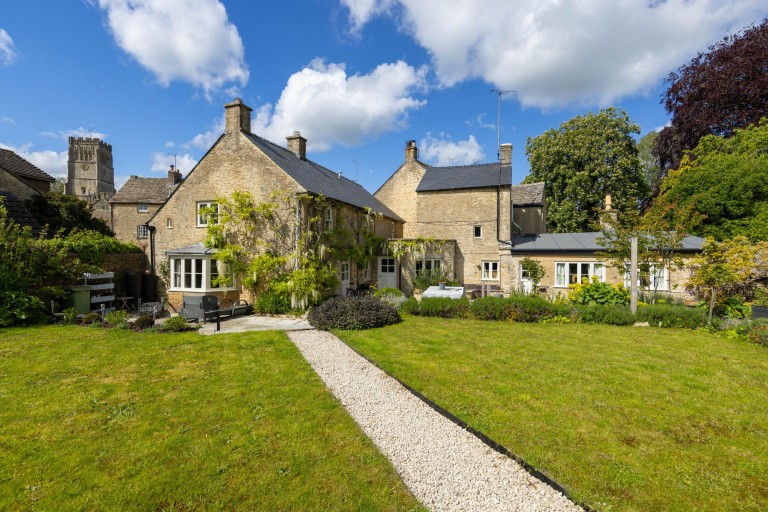 Mill End, Northleach, GL54