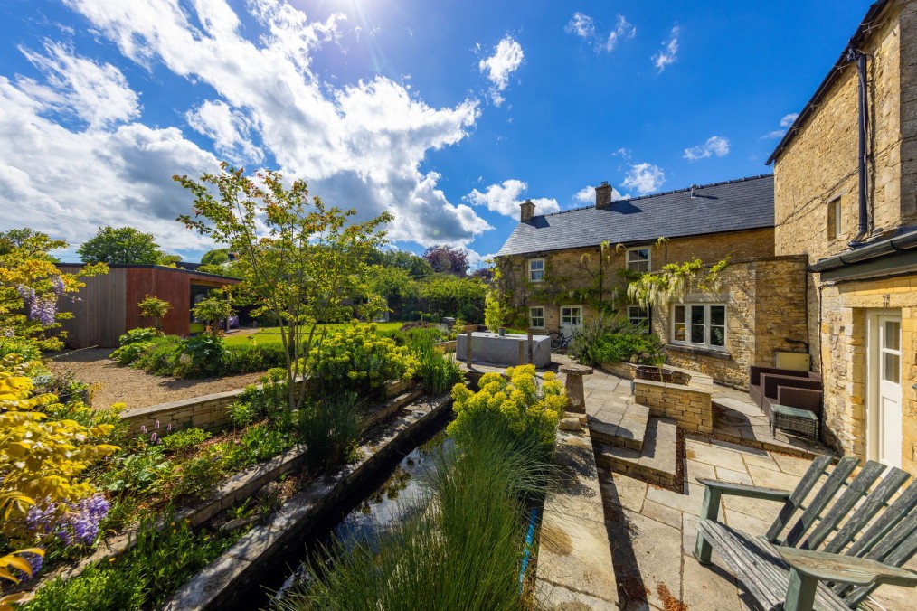 Mill End, Northleach, GL54