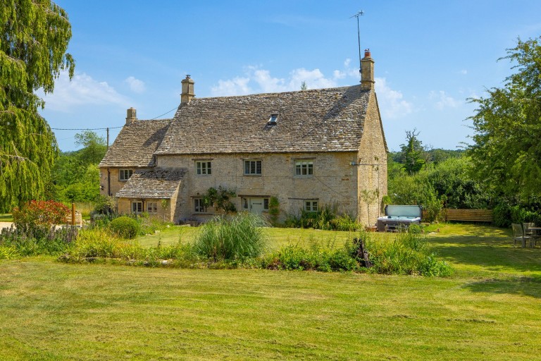 Frog Lane, Milton-Under-Wychwood, OX7