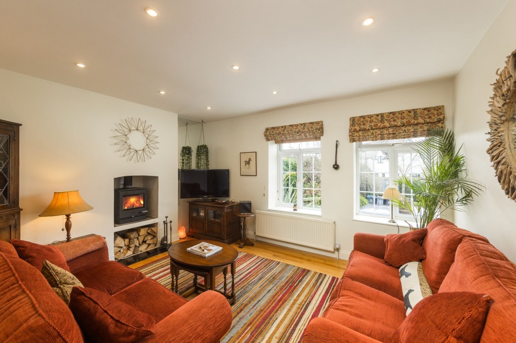 Hastings Hill, Churchill, OX7